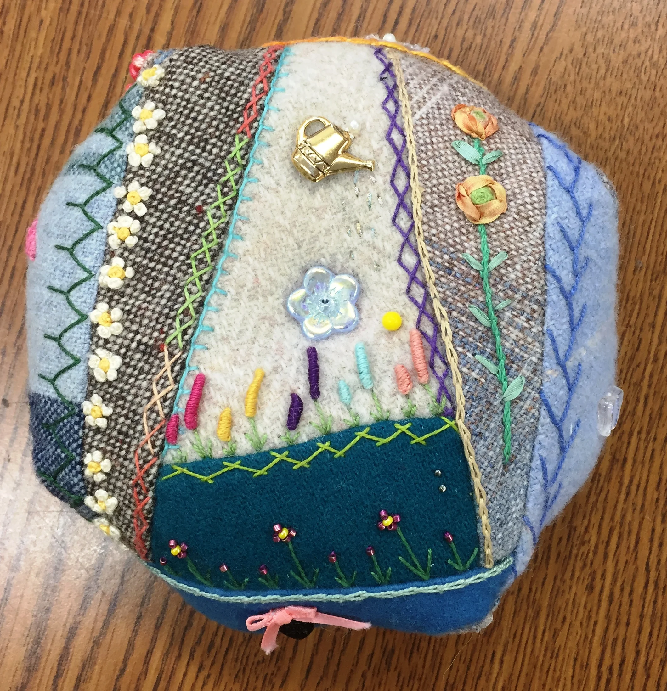 Biscournu Pin Cushion Kit - picture.JPG
