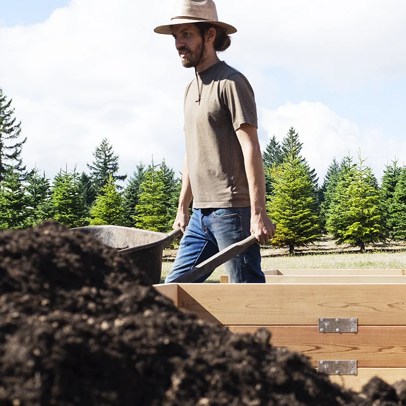 Matthew Grafton, Garden Installation Coordinator