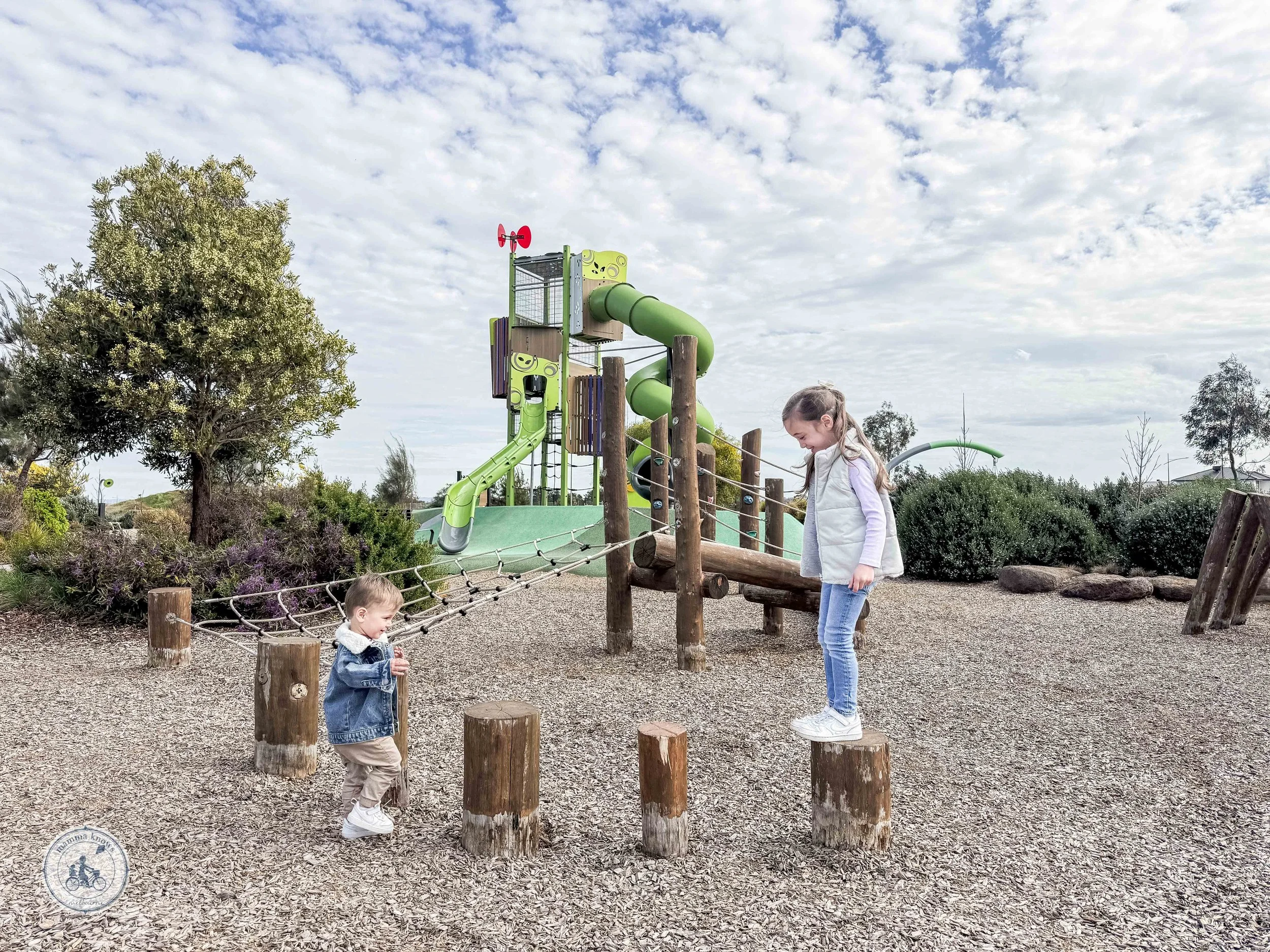 Friendship Playground, Fraser Rise Mamma Knows West