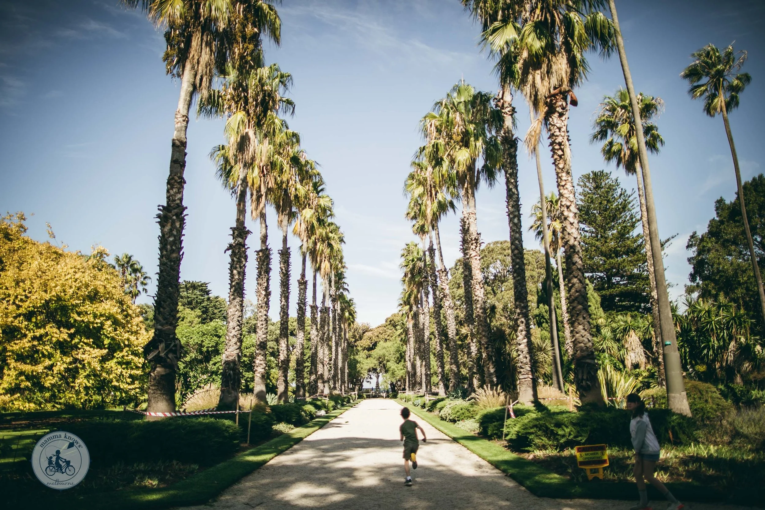 Williamstown Botanical Gardens, Williamstown Mamma Knows West