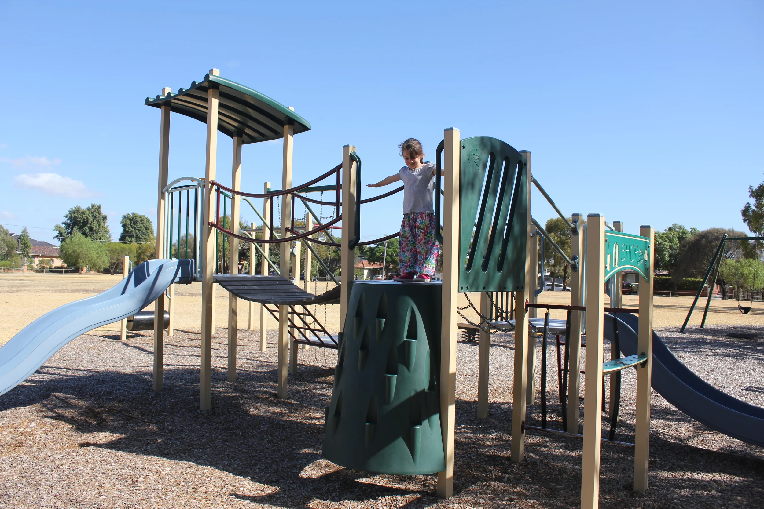 ducrow reserve, newport - Mamma Knows West