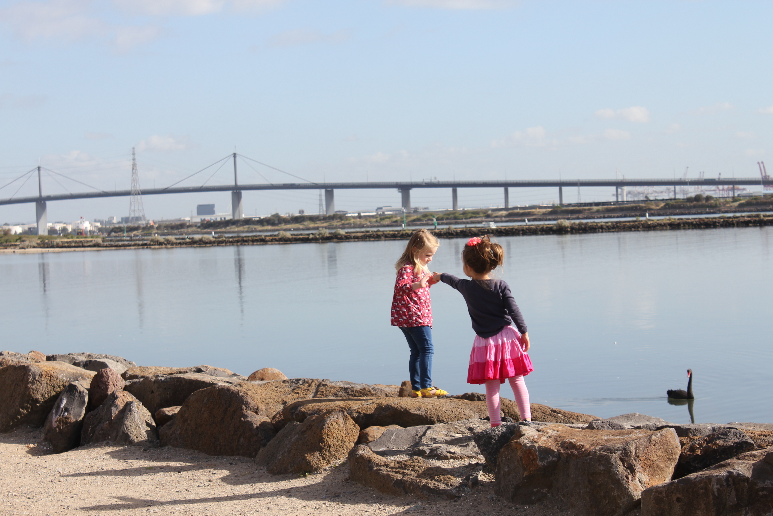 Charles Bates Reserve - Mamma Knows West