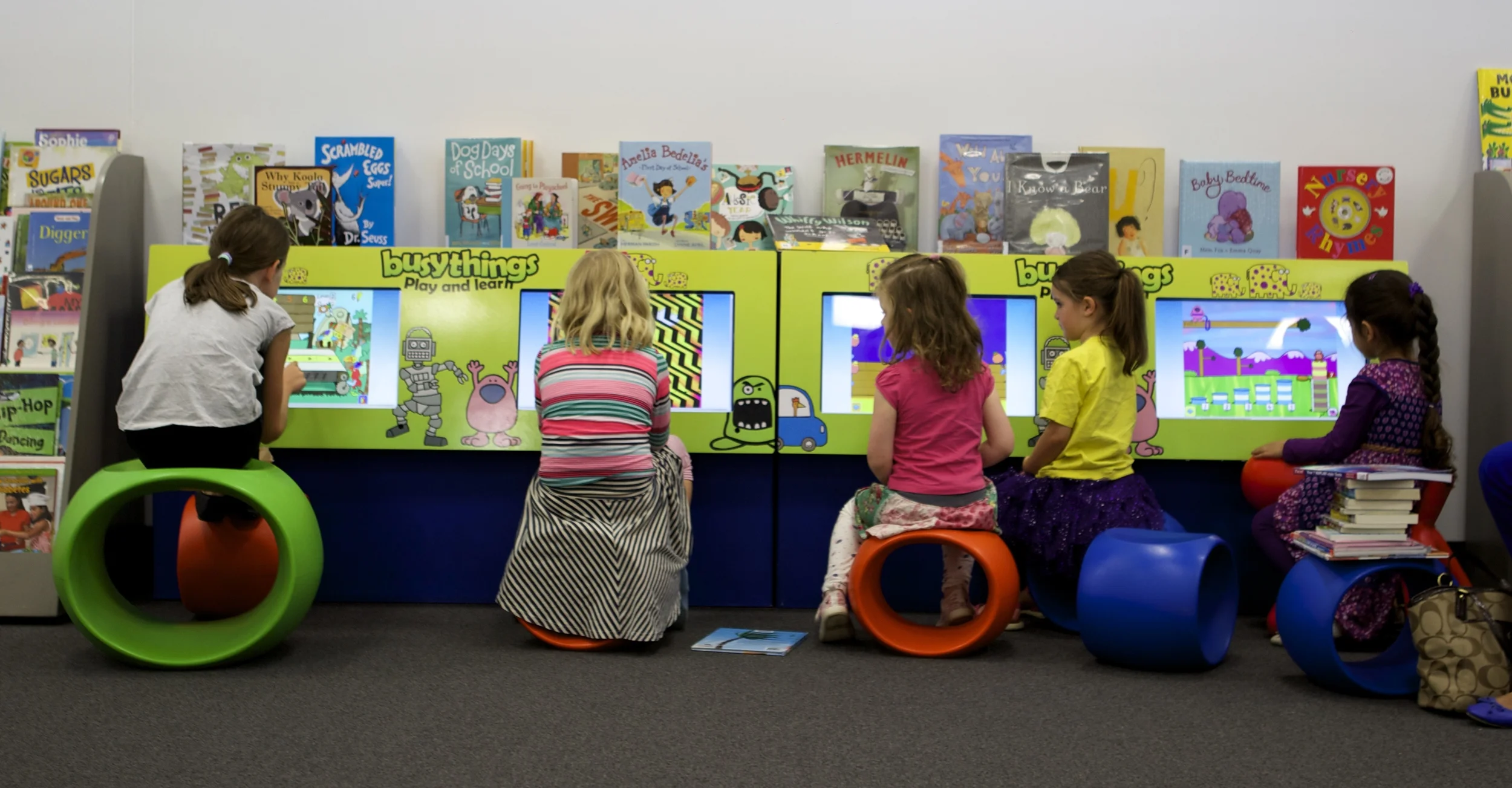 werribee plaza library - mamma knows west