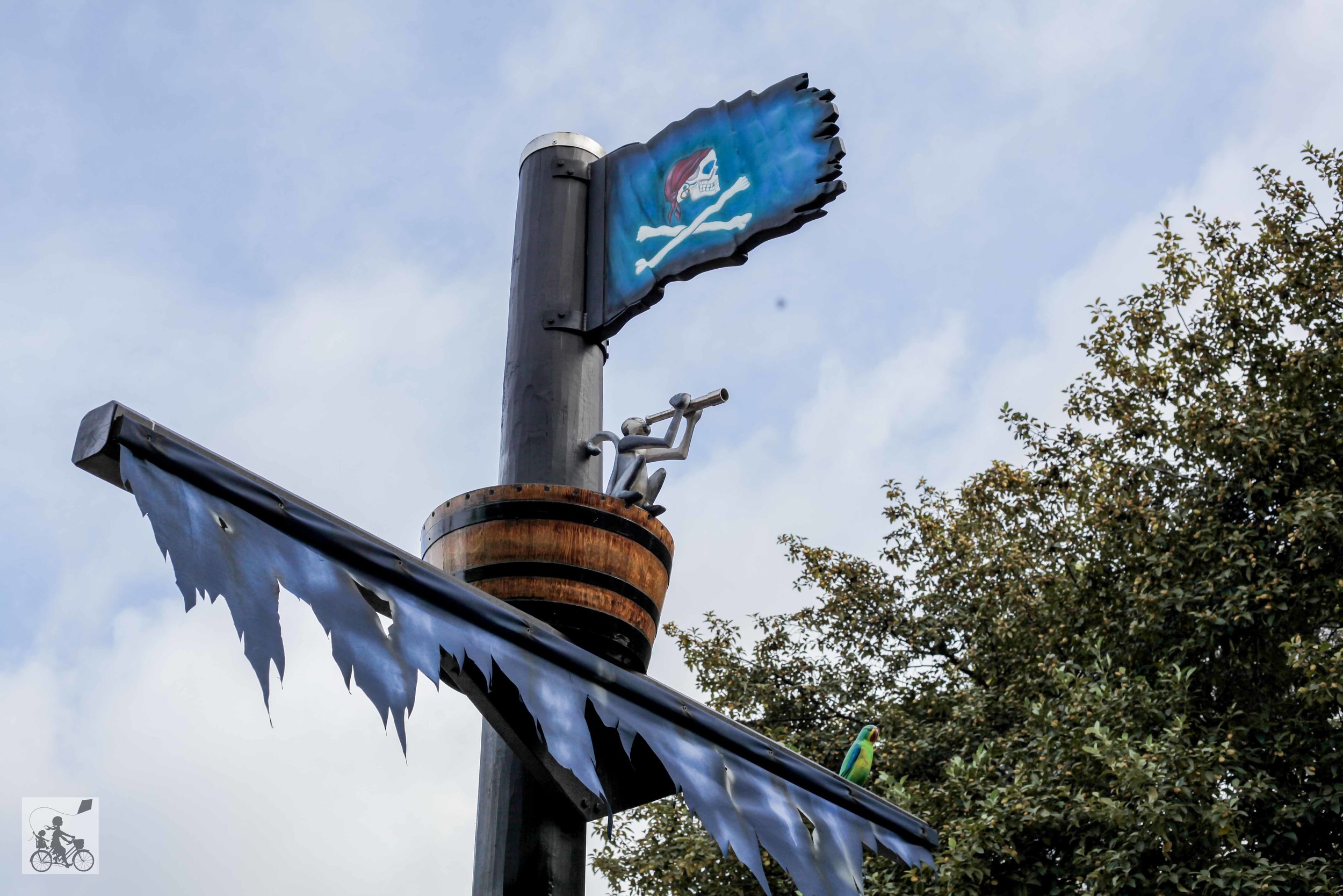 montgomery (pirate shipwreck) park, essendon
