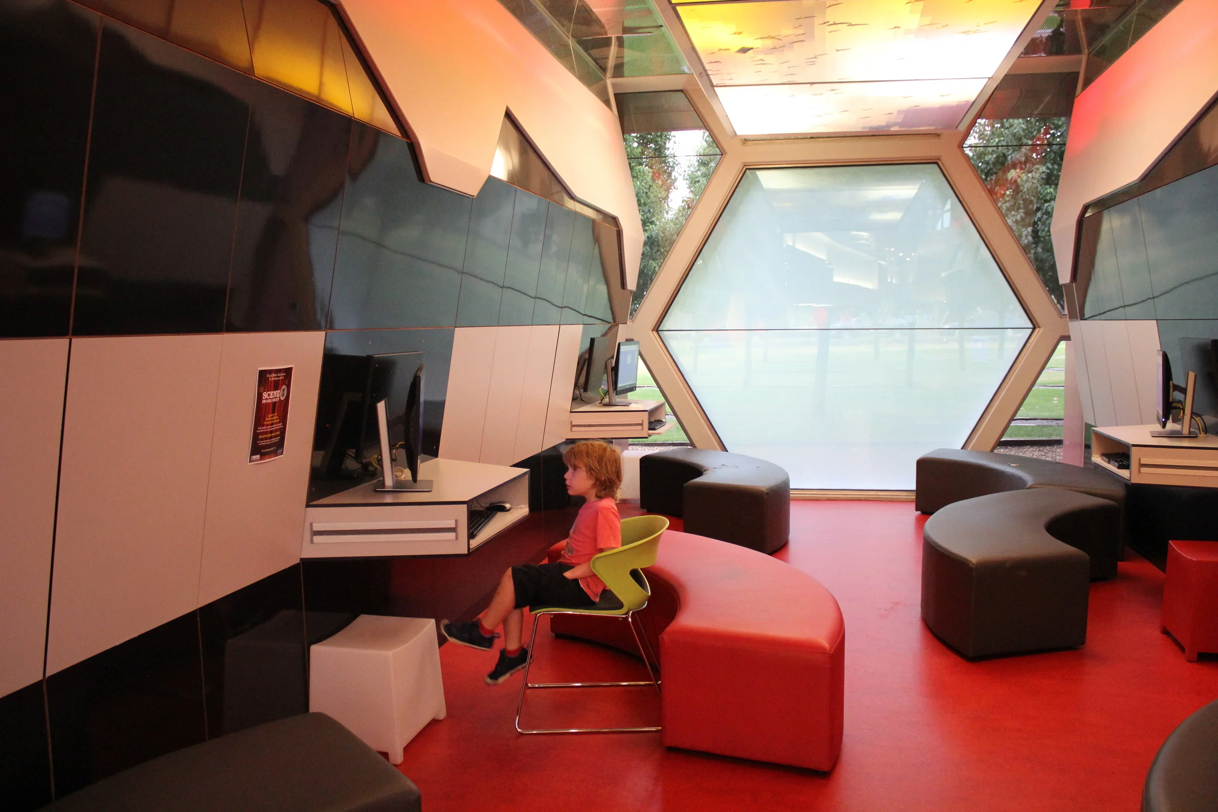  caroline springs library, caroline springs
