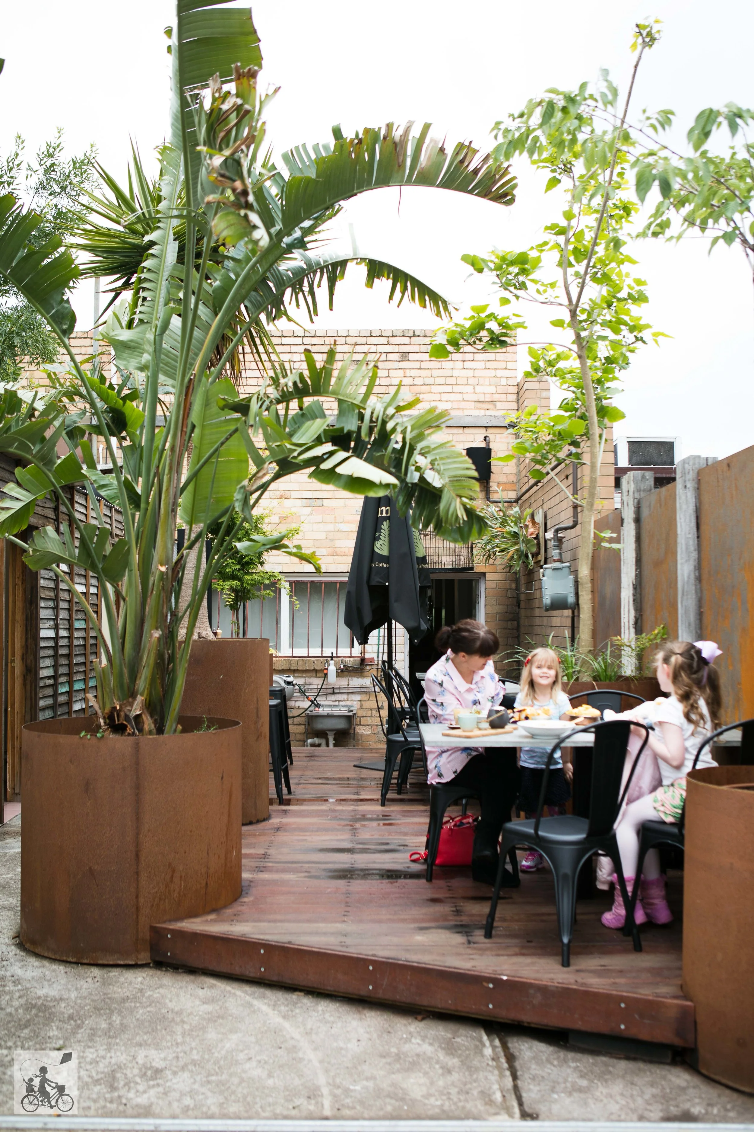 birdcage cafe, altona