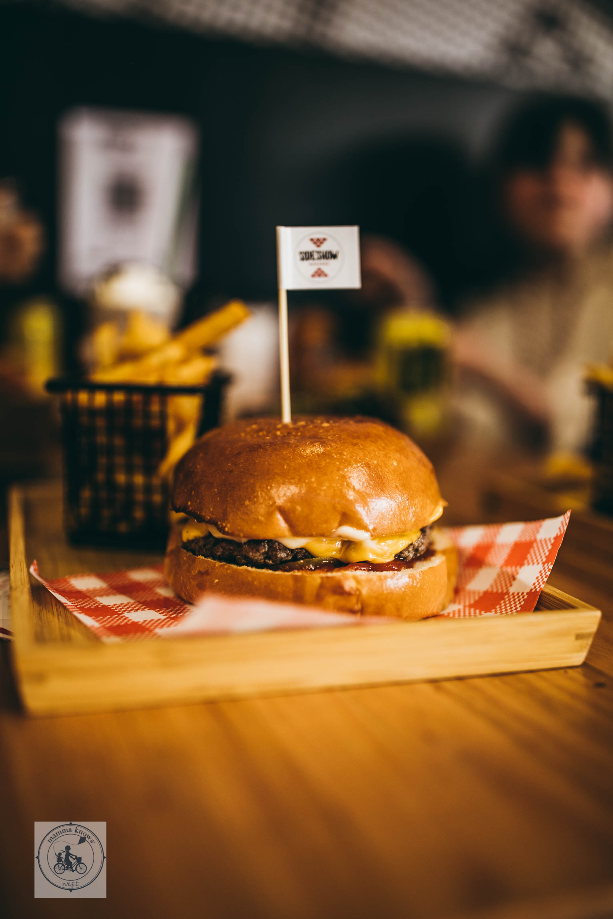 Sideshow Burgers, Williamstown