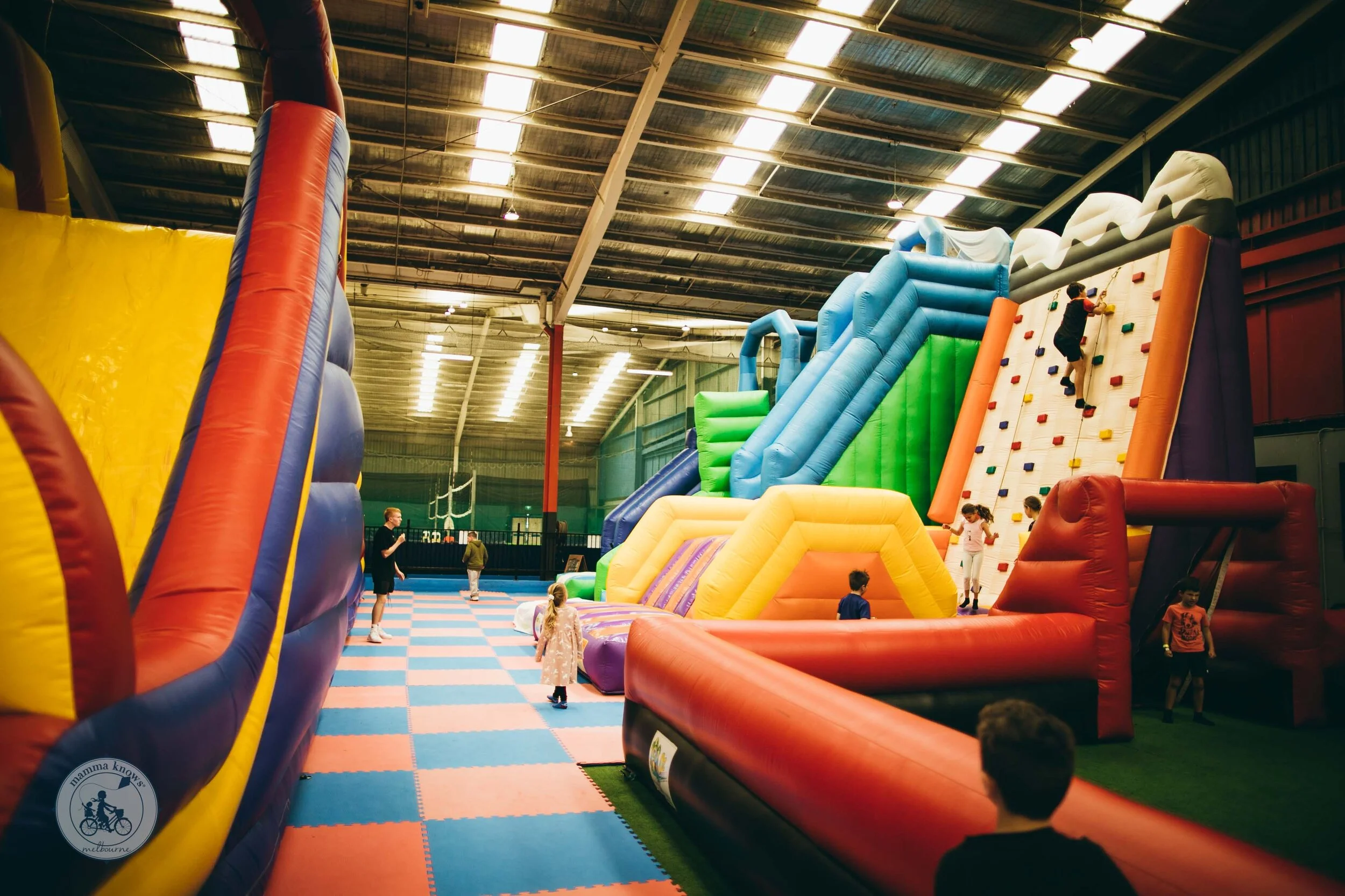 airoworld altona north