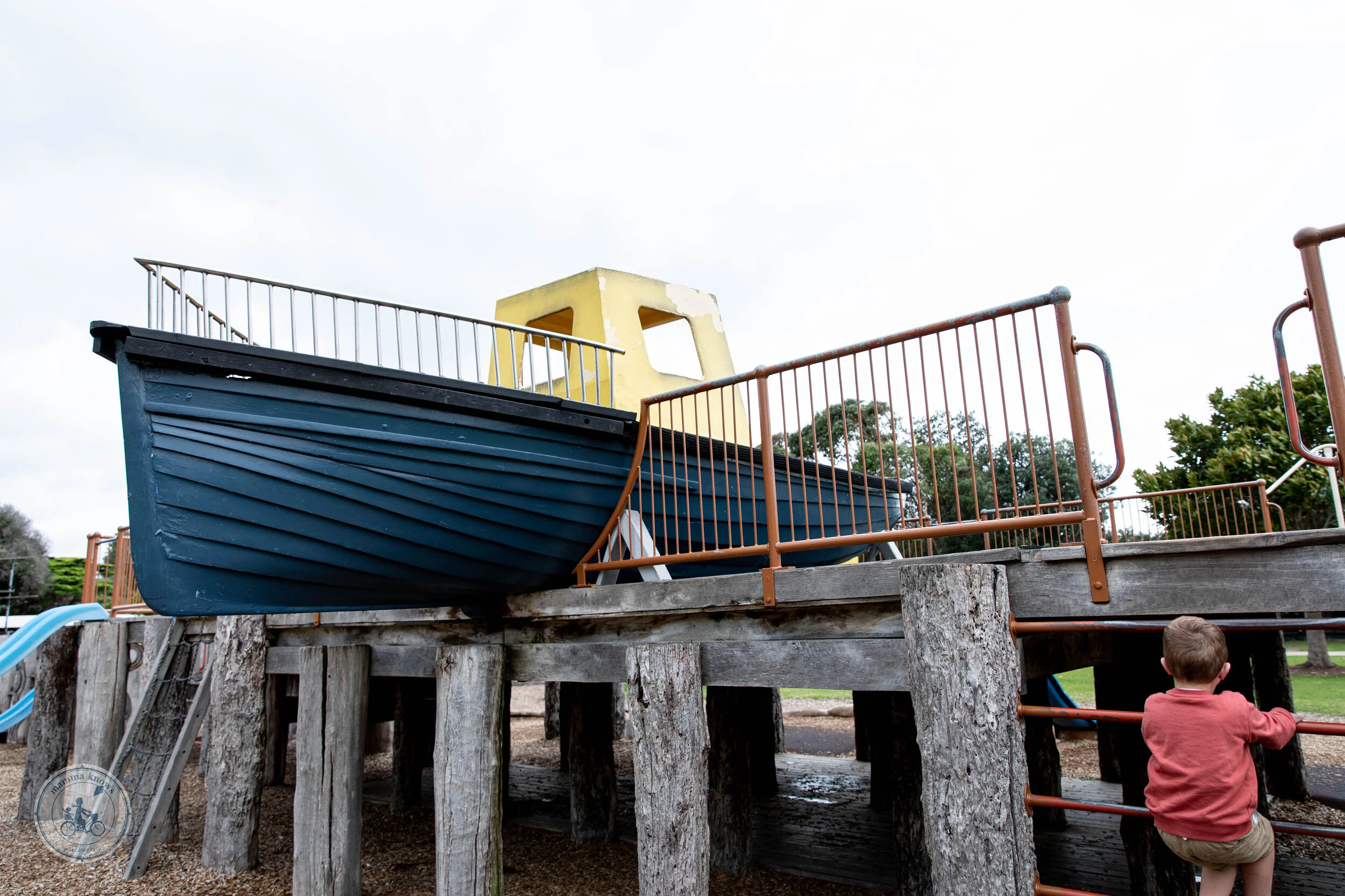 lorne beach playground, lorne