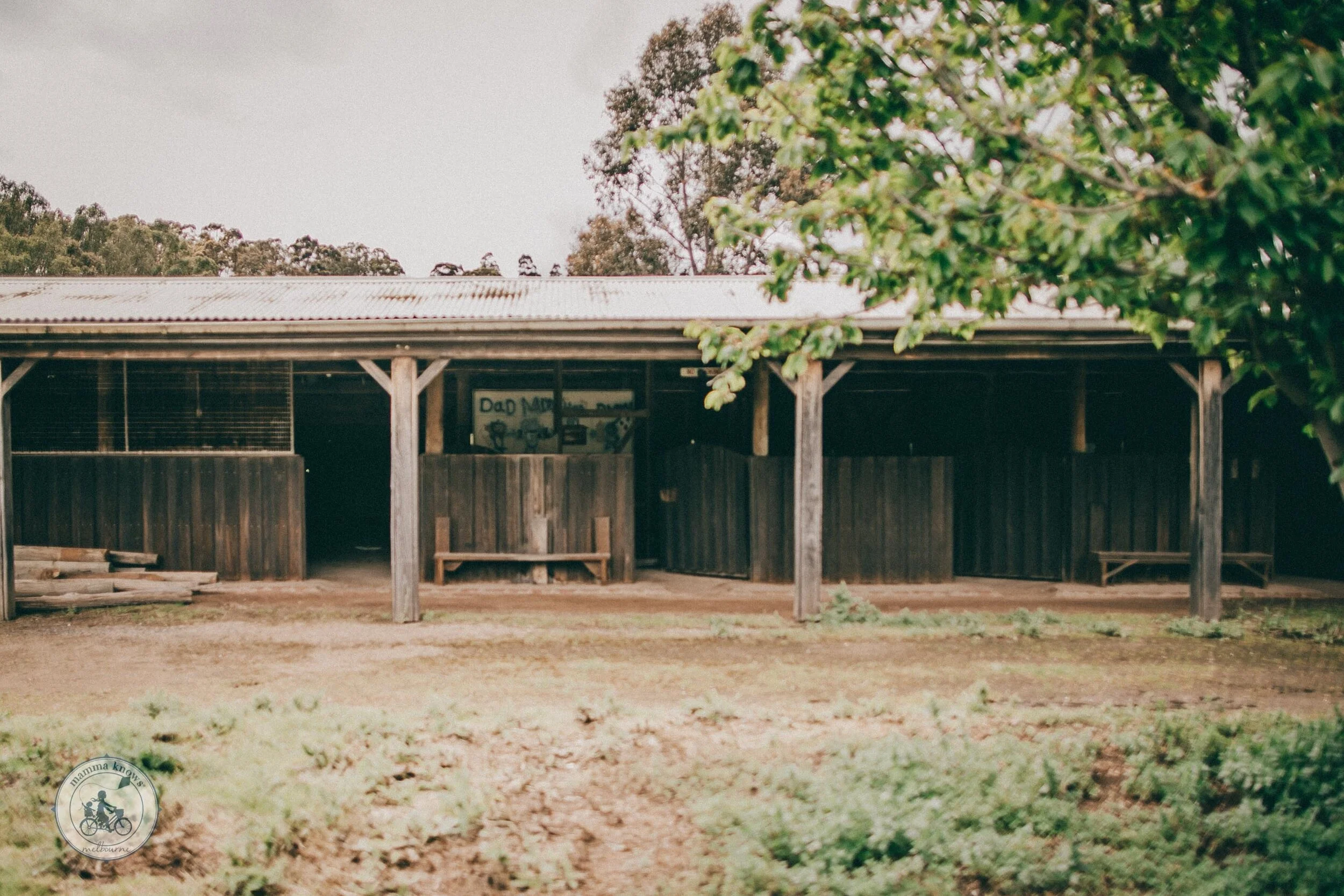 Horseshoe Bend Farm, Keilor Mamma Knows West