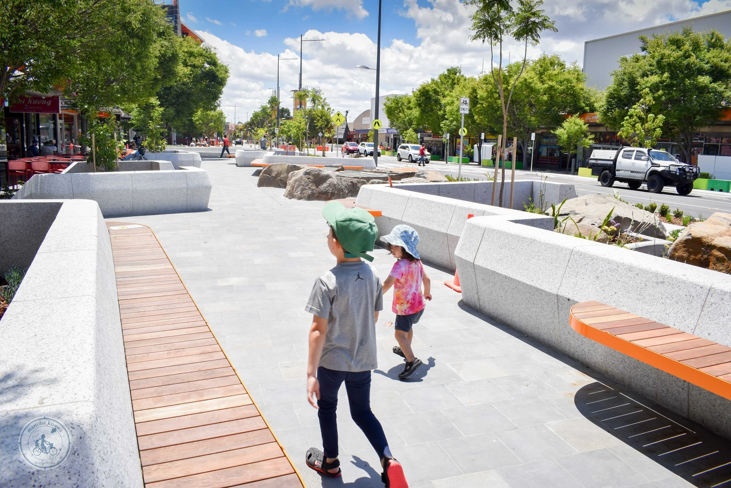 THE BEST places to eat with kids IN SUNSHINE!
