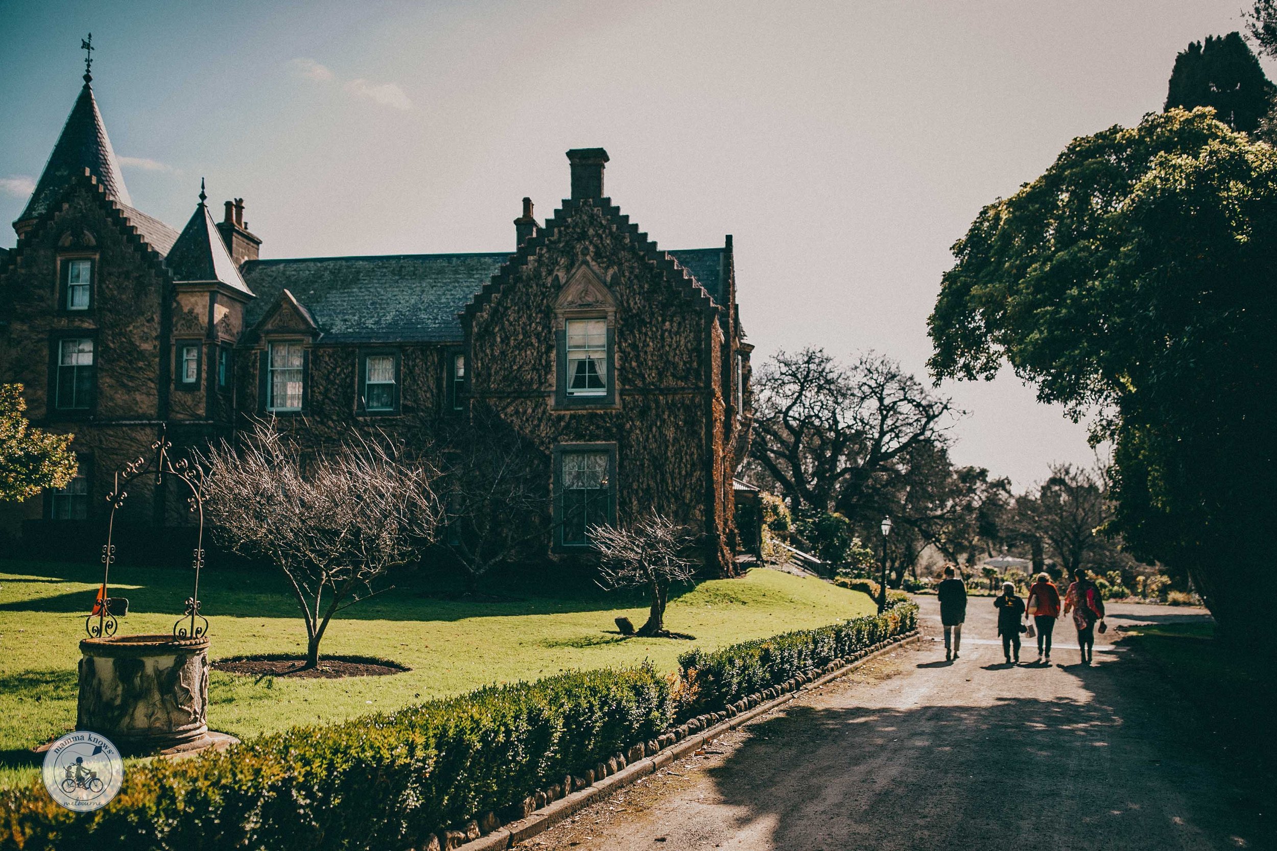 overnewton castle, keilor