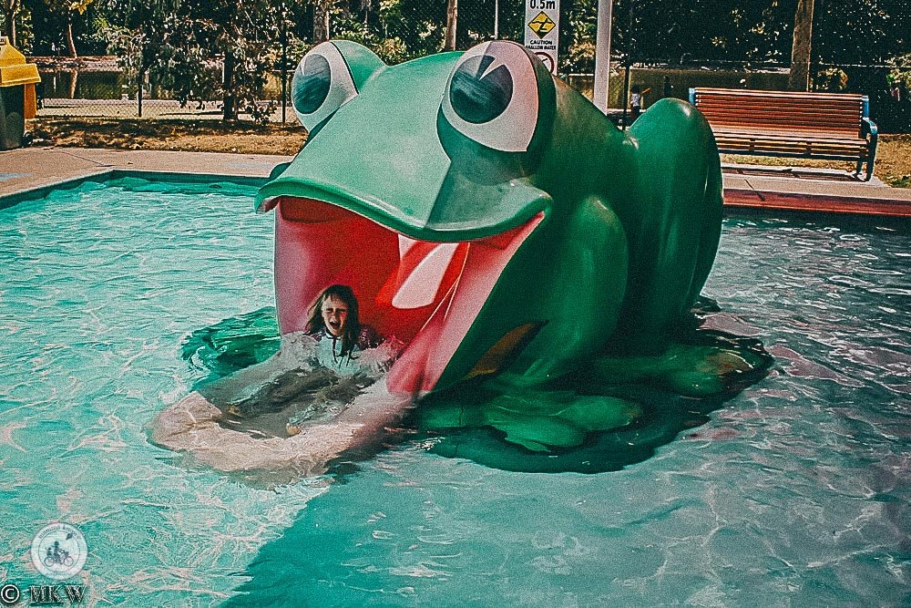 Queens Park Pool