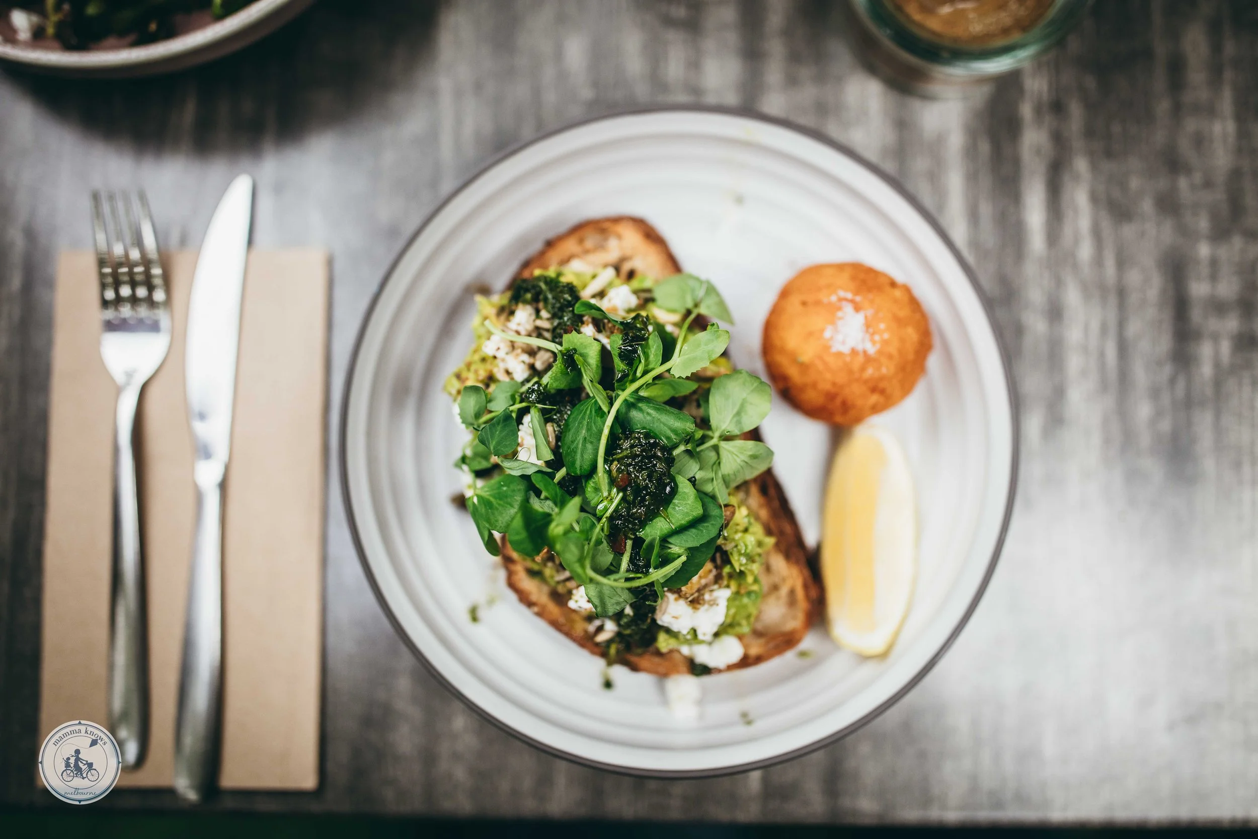 bezirk cafe, altona