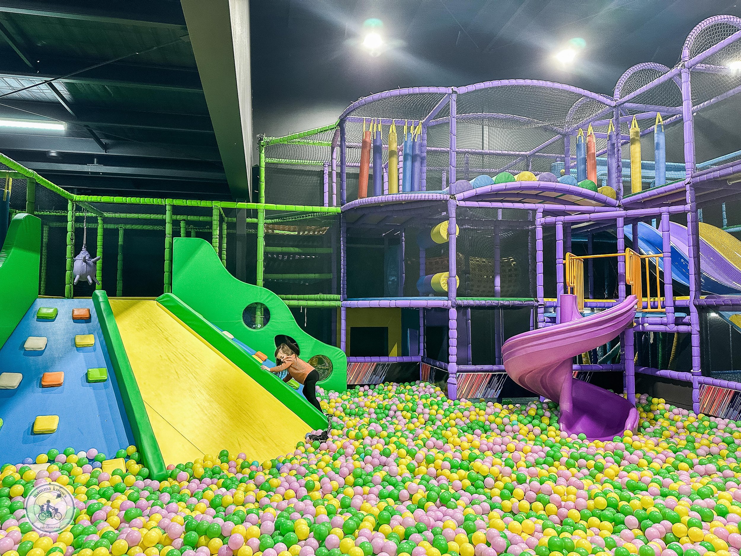 funtastic play centre, caroline springs 