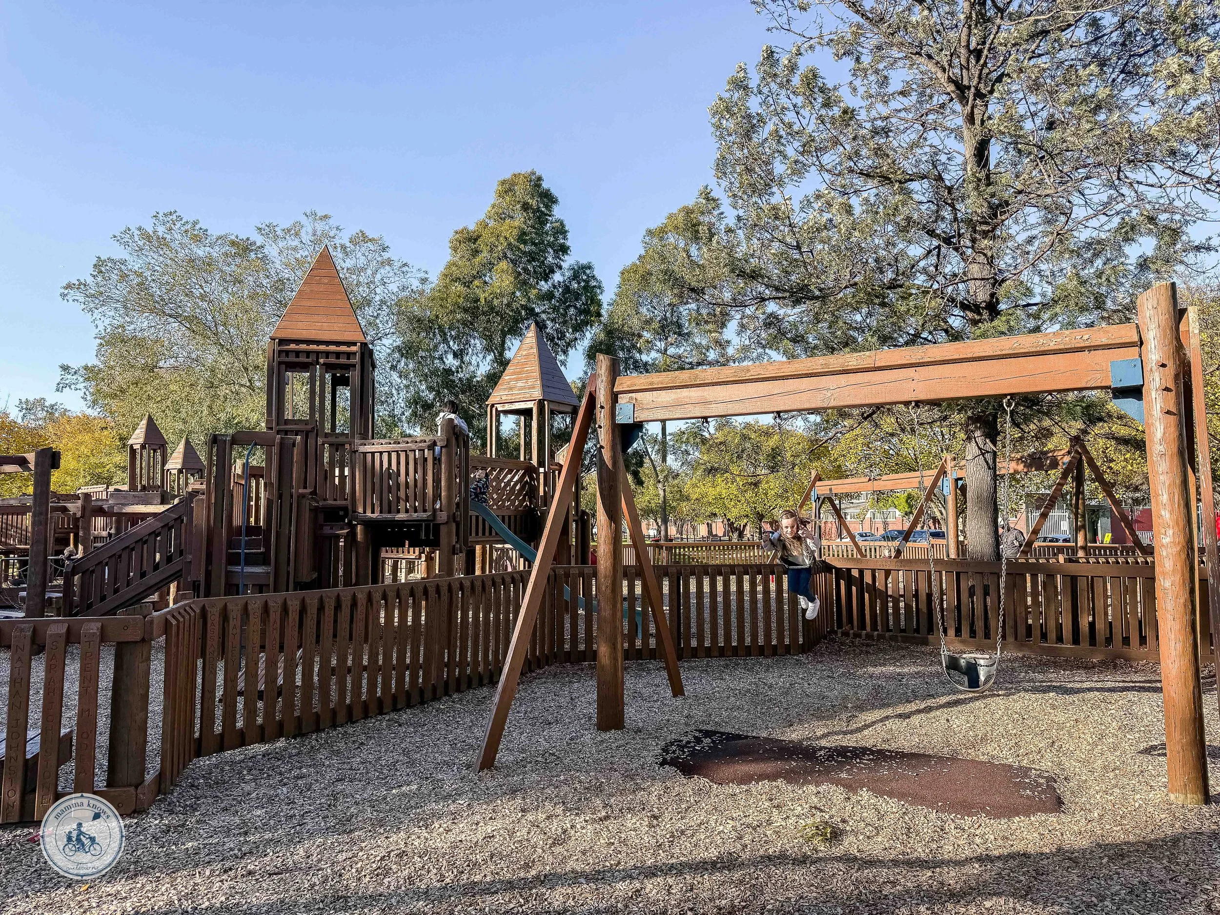 victory park, ascot vale