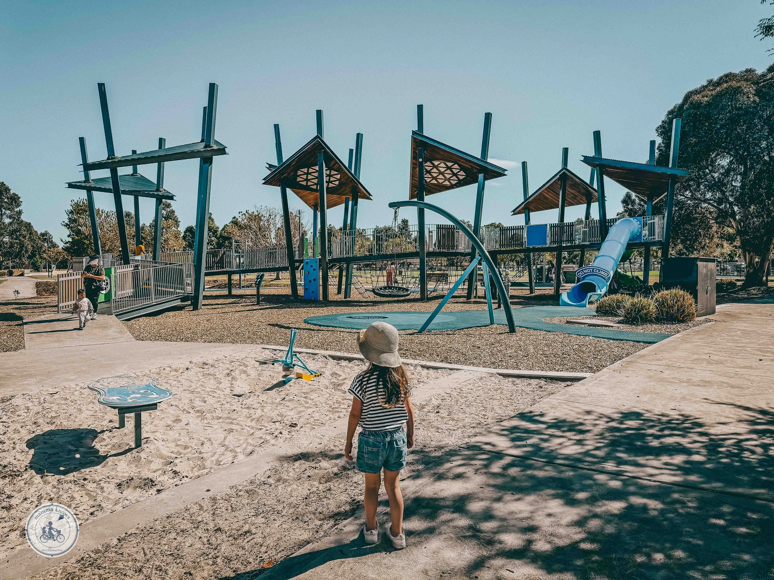 boardwalk park playground (the strand), point cook