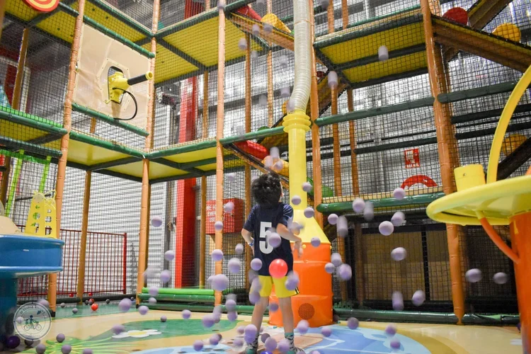 lollipop's playland, playcentre and cafe, sunshine