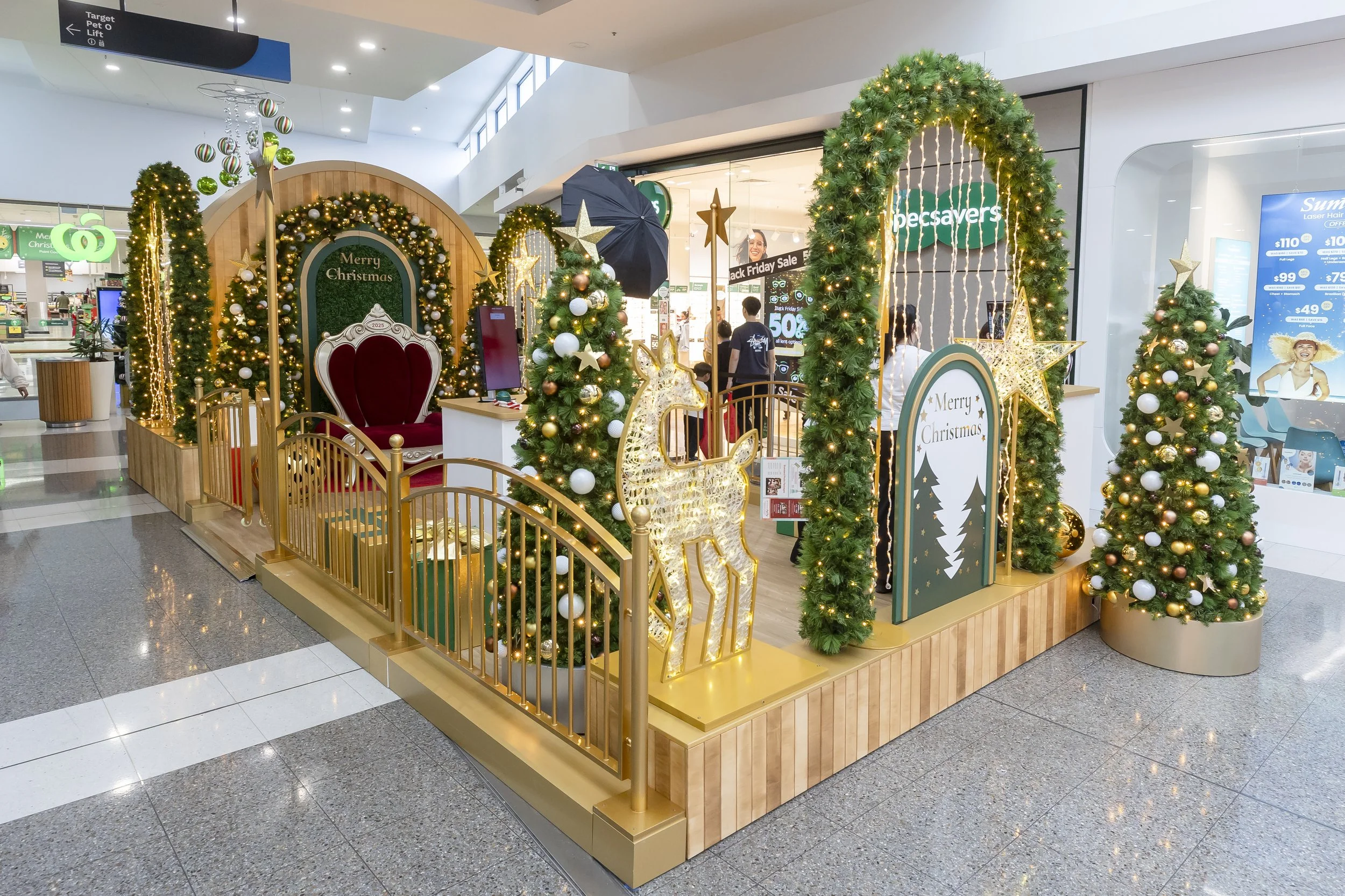 Santa Photos at Stockland Point Cook