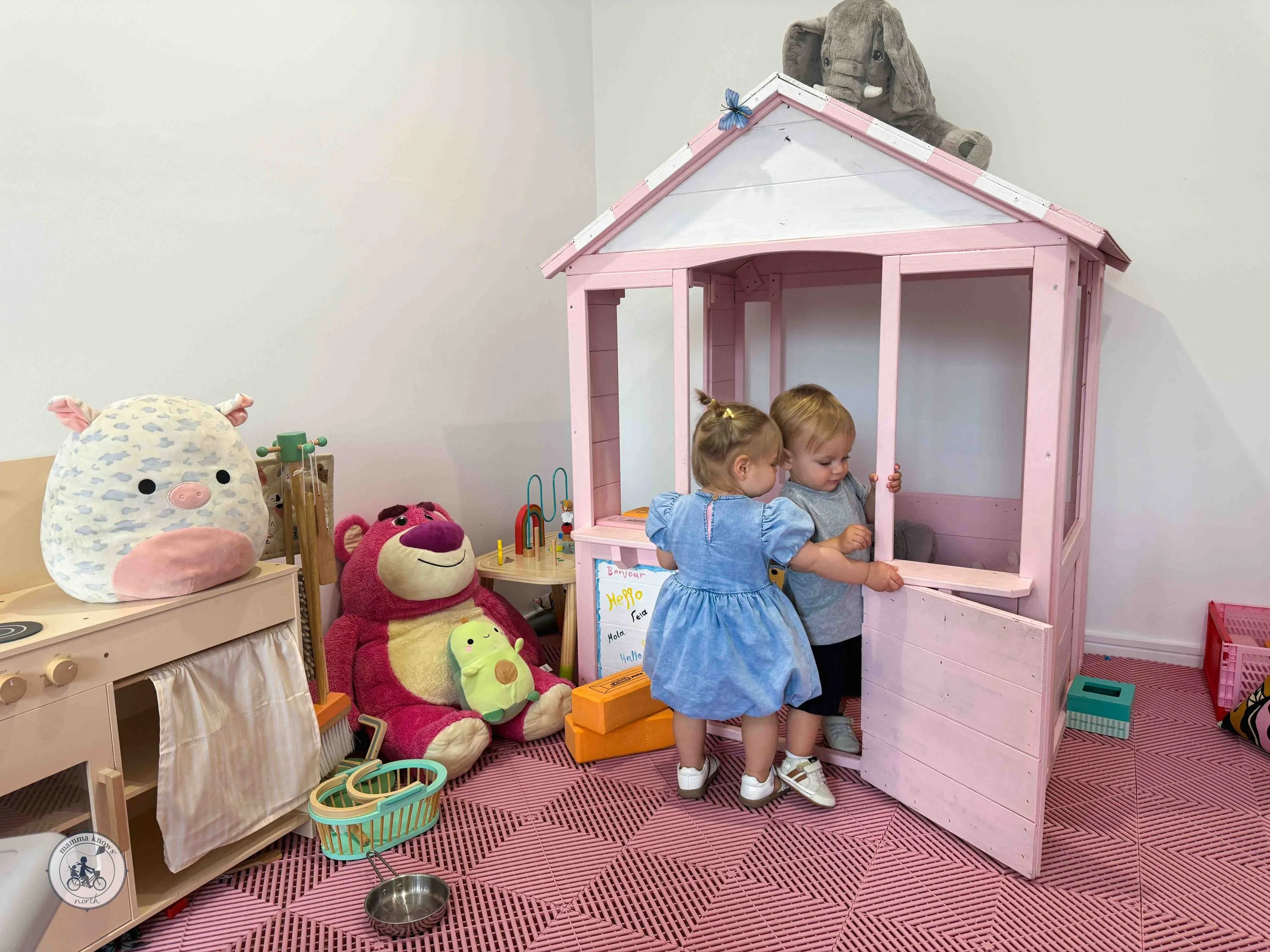 Elephant, Moonee Ponds