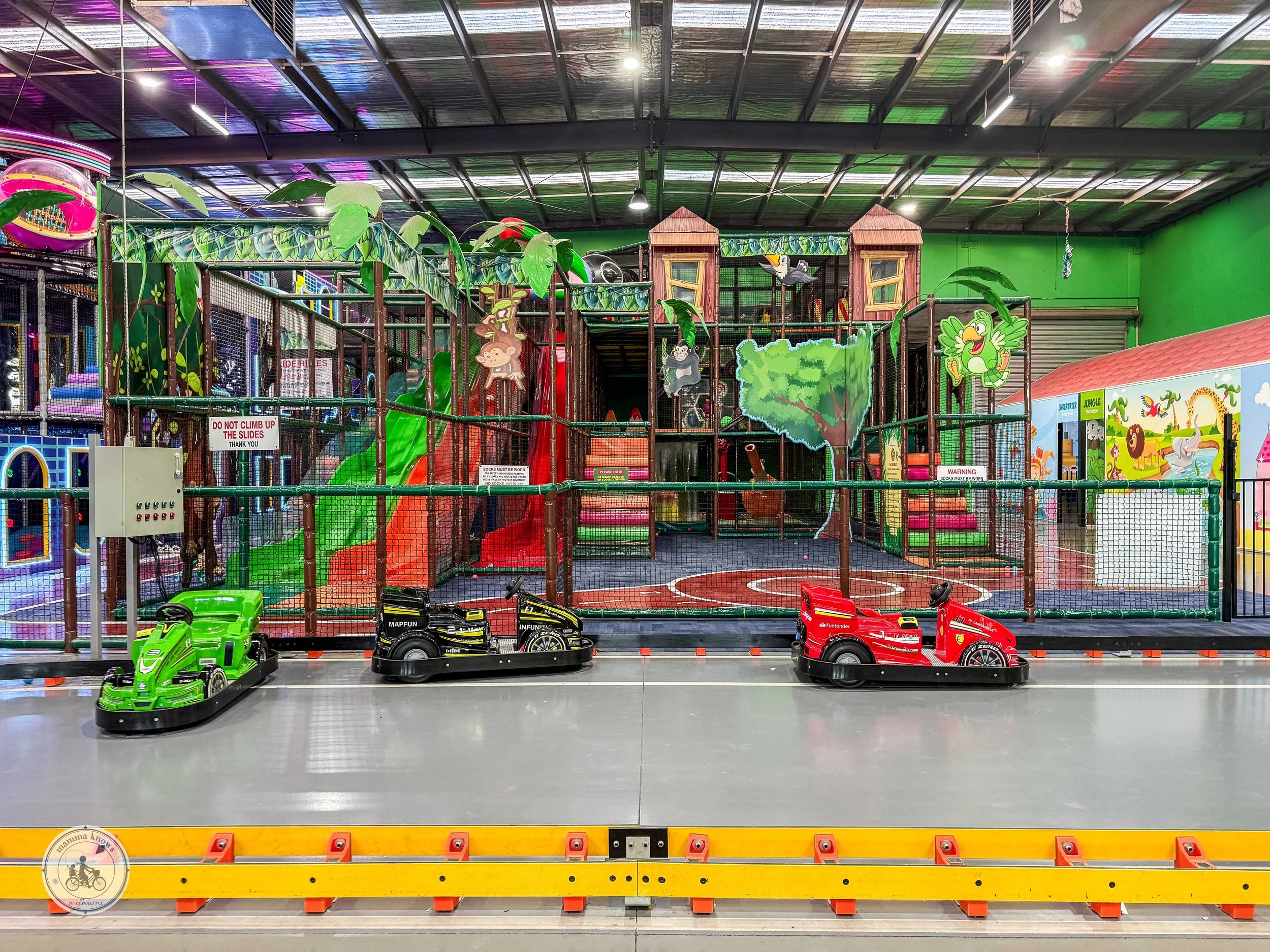 crocs playcentre, derrimut