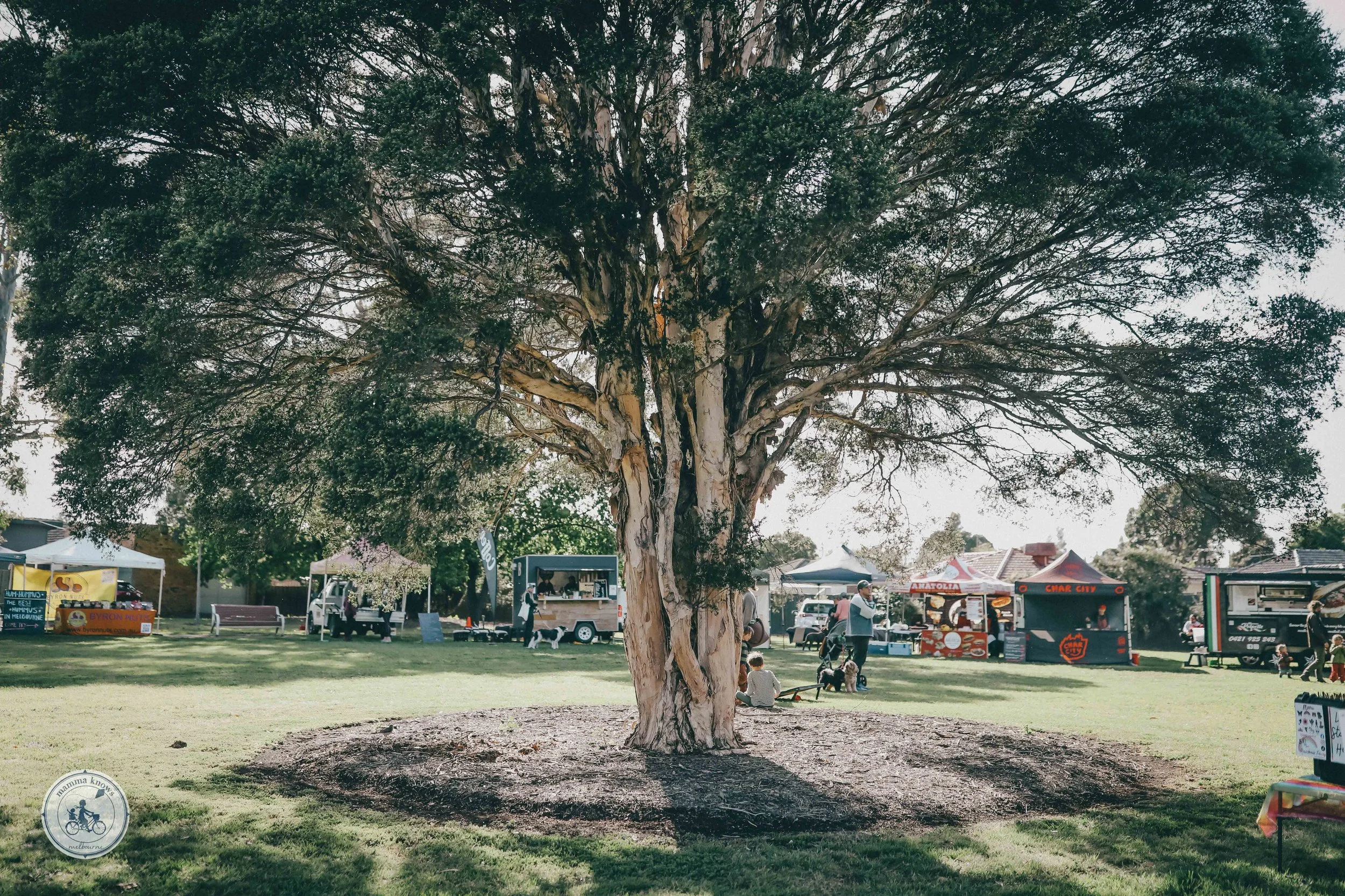 yarraville farmers market, bassett reserve