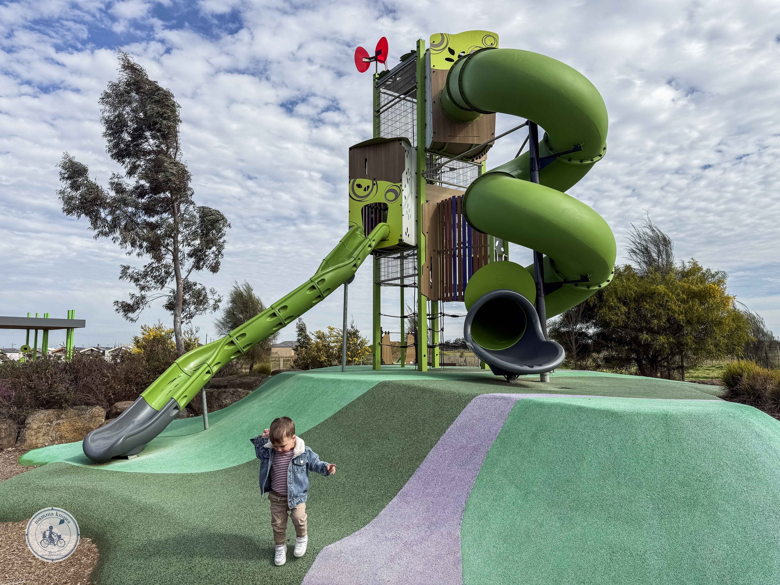 Friendship Playground, Fraser Rise Mamma Knows West