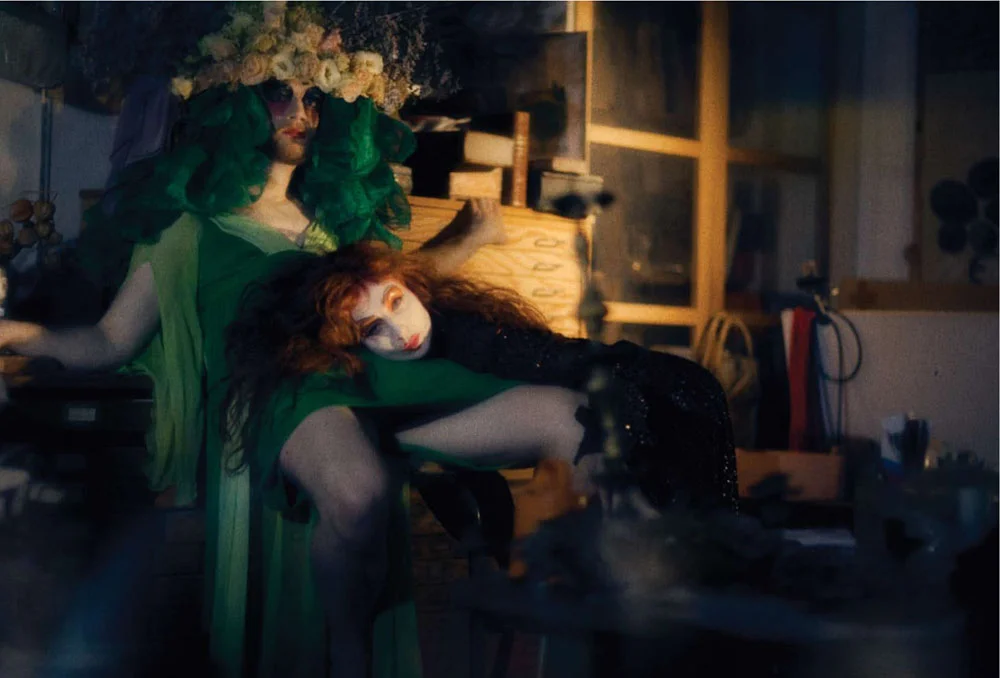  Mums Magazine/Styling and Set Design   Back to Collaborations              