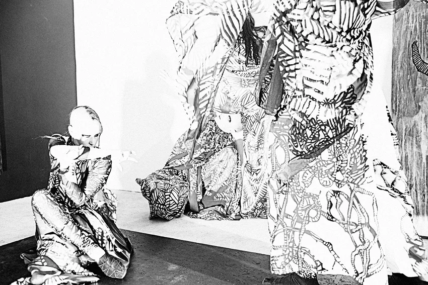  Bon Gallery/Motion Dazzle    Back to Collections   &nbsp;  &nbsp; 