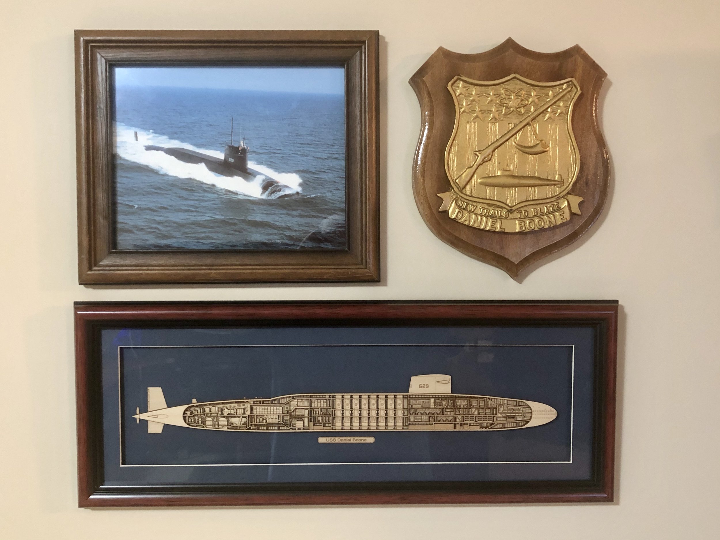  USS Daniel Boone recognition. 
