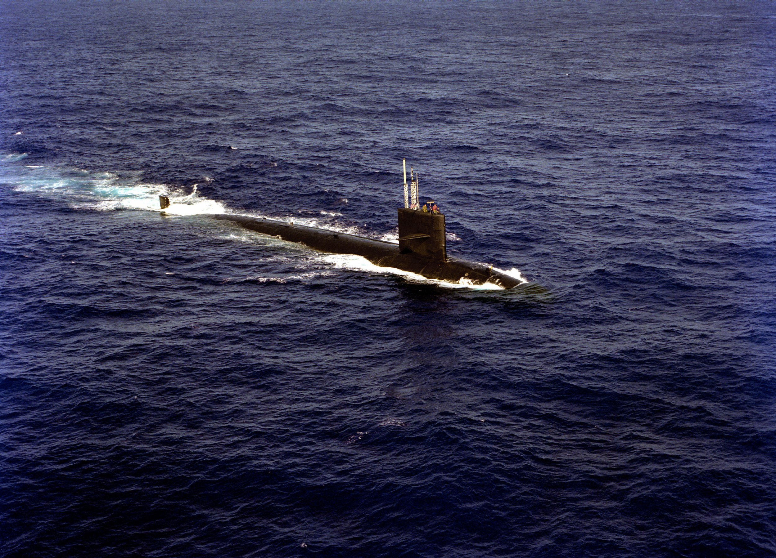  USS Seahorse SSN-669, the second submarine Darrel served aboard. At 292 feet, the Seahorse was the 47th nuclear-powered attack submarine commissioned into the U.S. Navy. As described in minute 42 of the interview, Darrel’s job was to control the hea