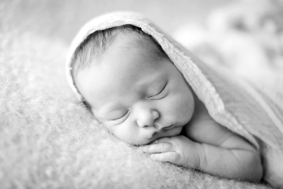 PSBWCarolyn Cassidy ProofsV1 LR HiRes-11.JPG