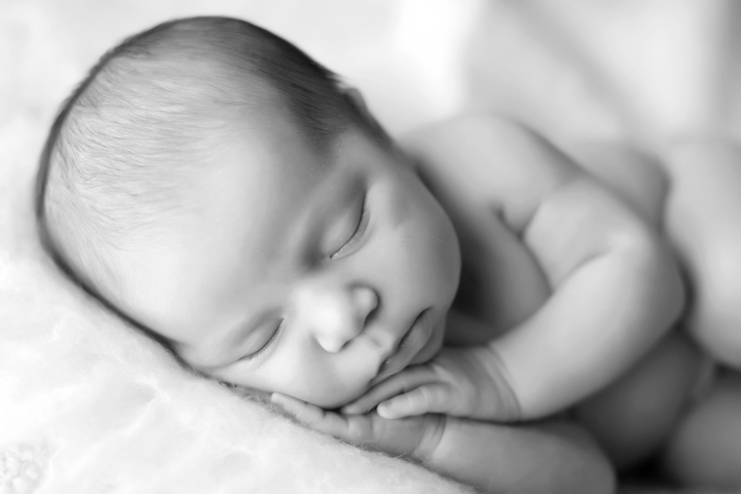 Los-Angeles-Newborn-Baby-Portrait-Studio-Maternity-Photos-V-Kendal-Photography171.JPG