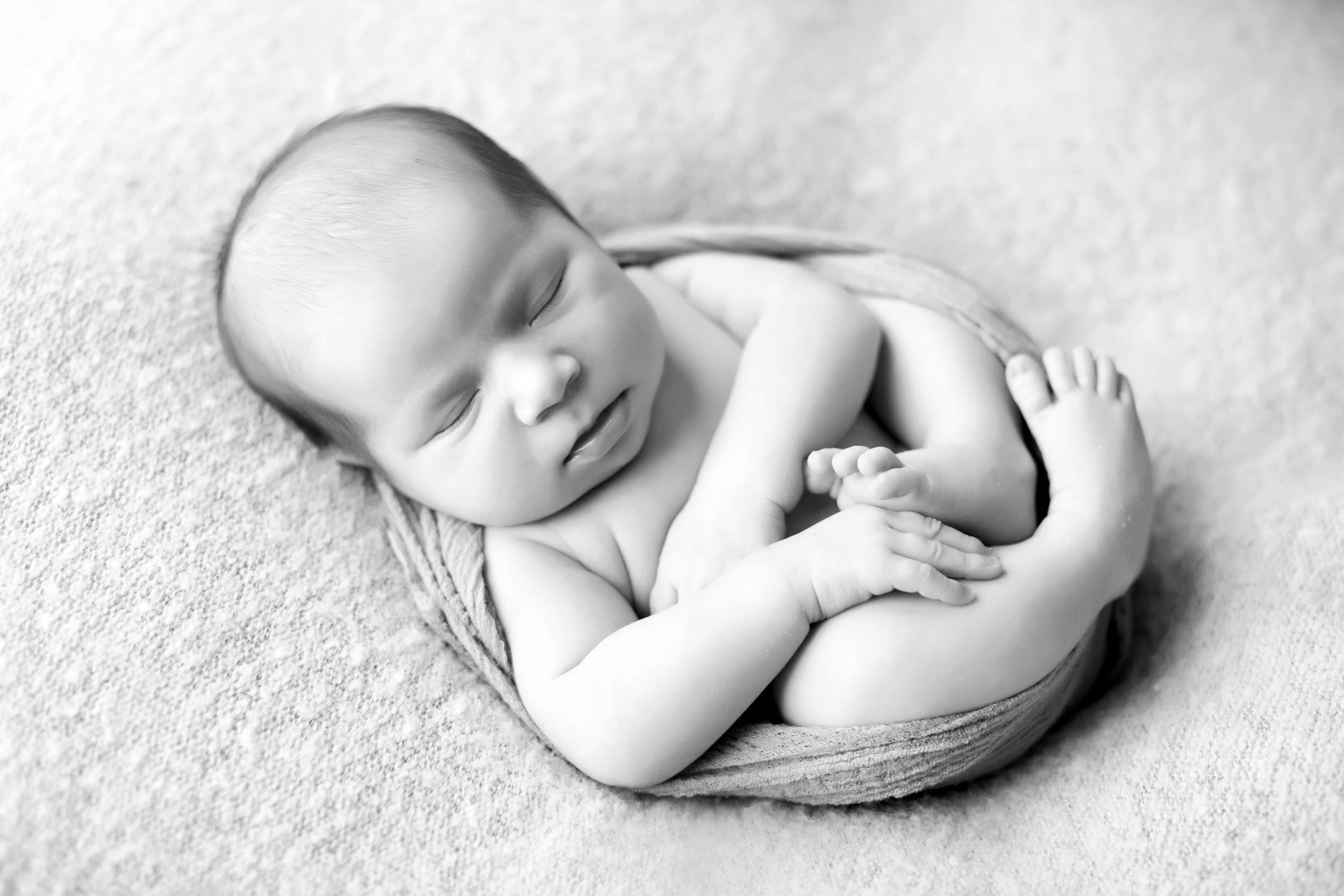 Los-Angeles-Newborn-Baby-Portrait-Studio-Maternity-Photos-V-Kendal-Photography172.JPG