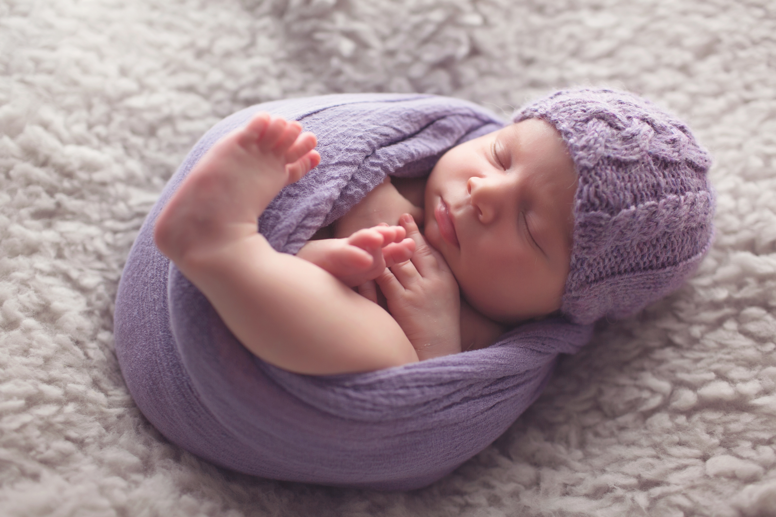 Los-Angeles-Newborn-Baby-Portrait-Studio-Maternity-Photos-V-Kendal-Photography177.JPG