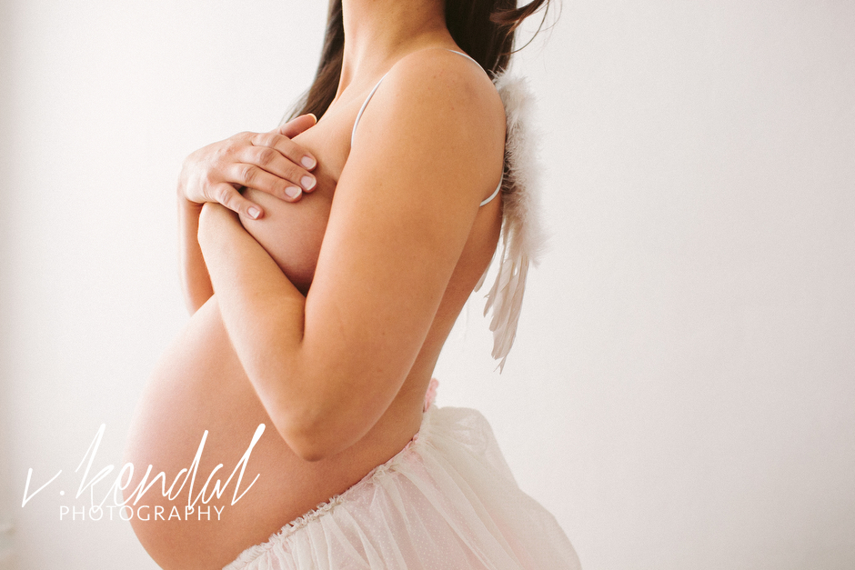 Anoushka - Blog-Los-Angeles-Studio-Maternity-Photos-V-Kendal-Photography208.JPG