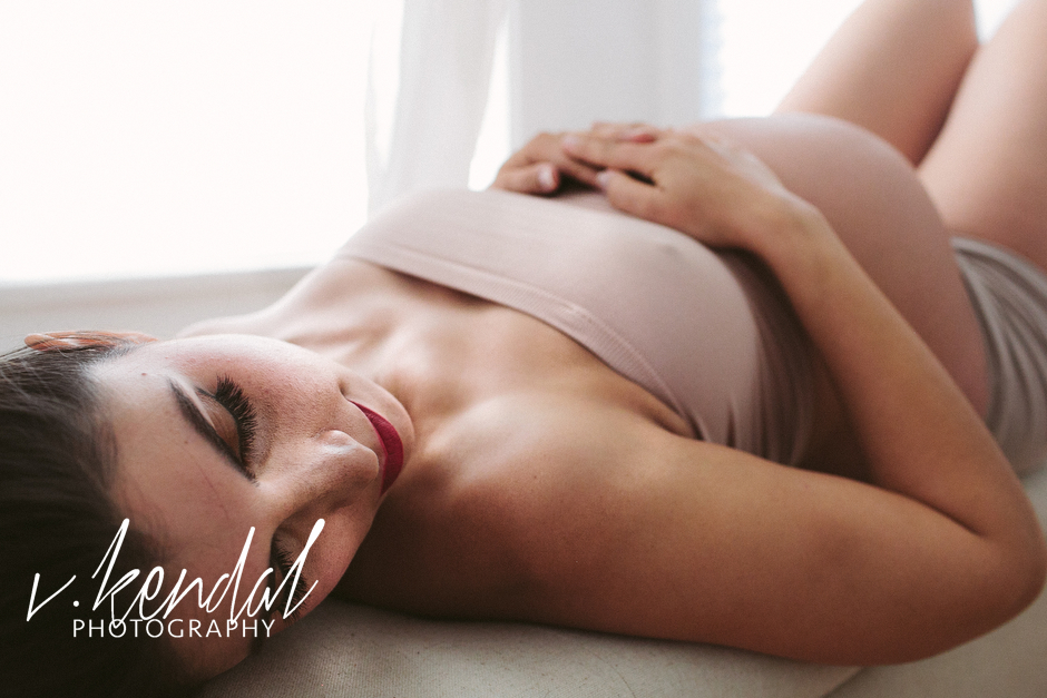 Anoushka - Blog-Los-Angeles-Studio-Maternity-Photos-V-Kendal-Photography220.JPG