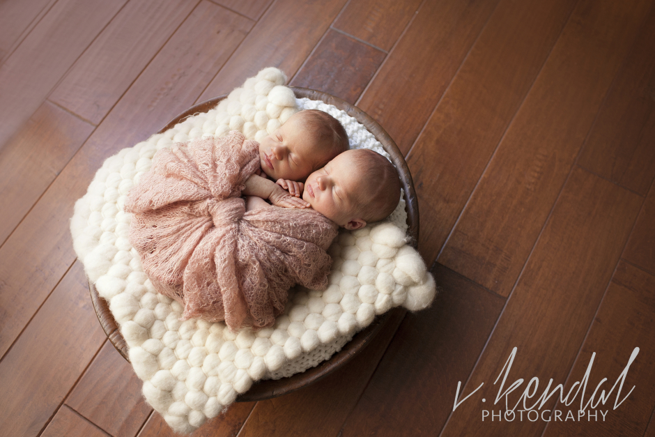 V KENDAL PHOTOGRAPHY-Los-Angeles-Newborn-Twins-Baby-Maternity-Santa Barbara 1429.JPG