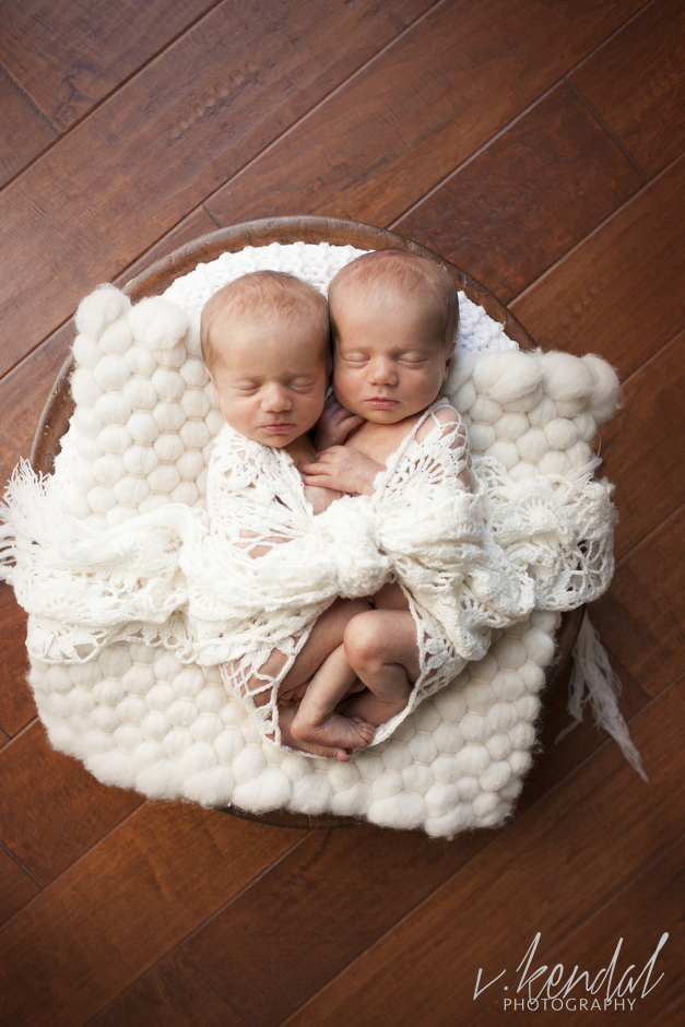 V KENDAL PHOTOGRAPHY-Los-Angeles-Newborn-Twins-Baby-Maternity-Santa Barbara 1430.JPG