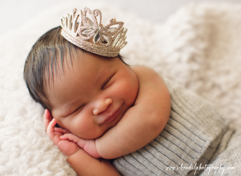 LOS-ANGELES-BABY-PHOTOS-MATERNITY-NEWBORN-PHOTOGRAPHY-VALERIE-KENDAL-V-KENDAL-PORTRAIT-STUDIO2788.JPG