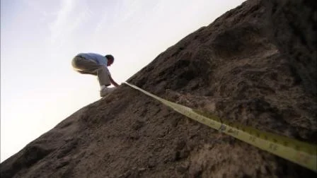 Bob measuring 2.jpg