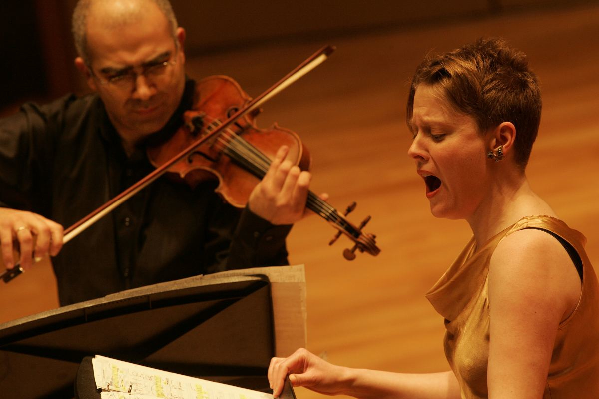 Movses Pogossian & Tony Arnold perform Kurtág's Kafka Fragments. Los Angeles, 2008
