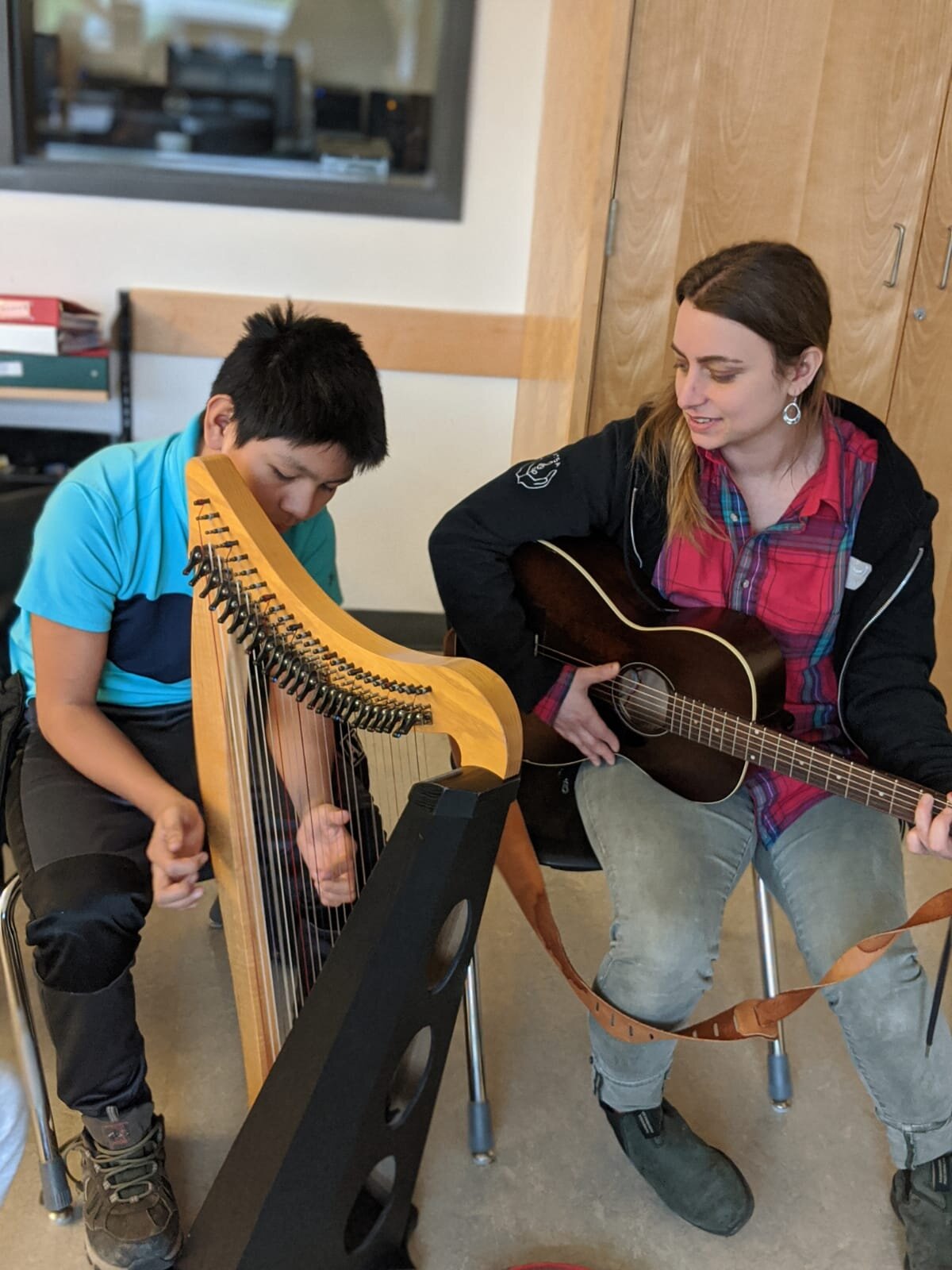 Contact Us | Get in Touch Today — ET Music Therapy