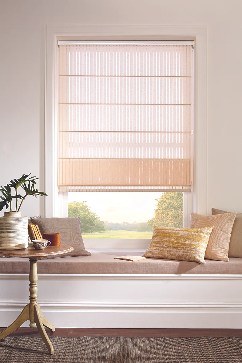 LL_Roman_Bali_linen_Main_Opened.jpg