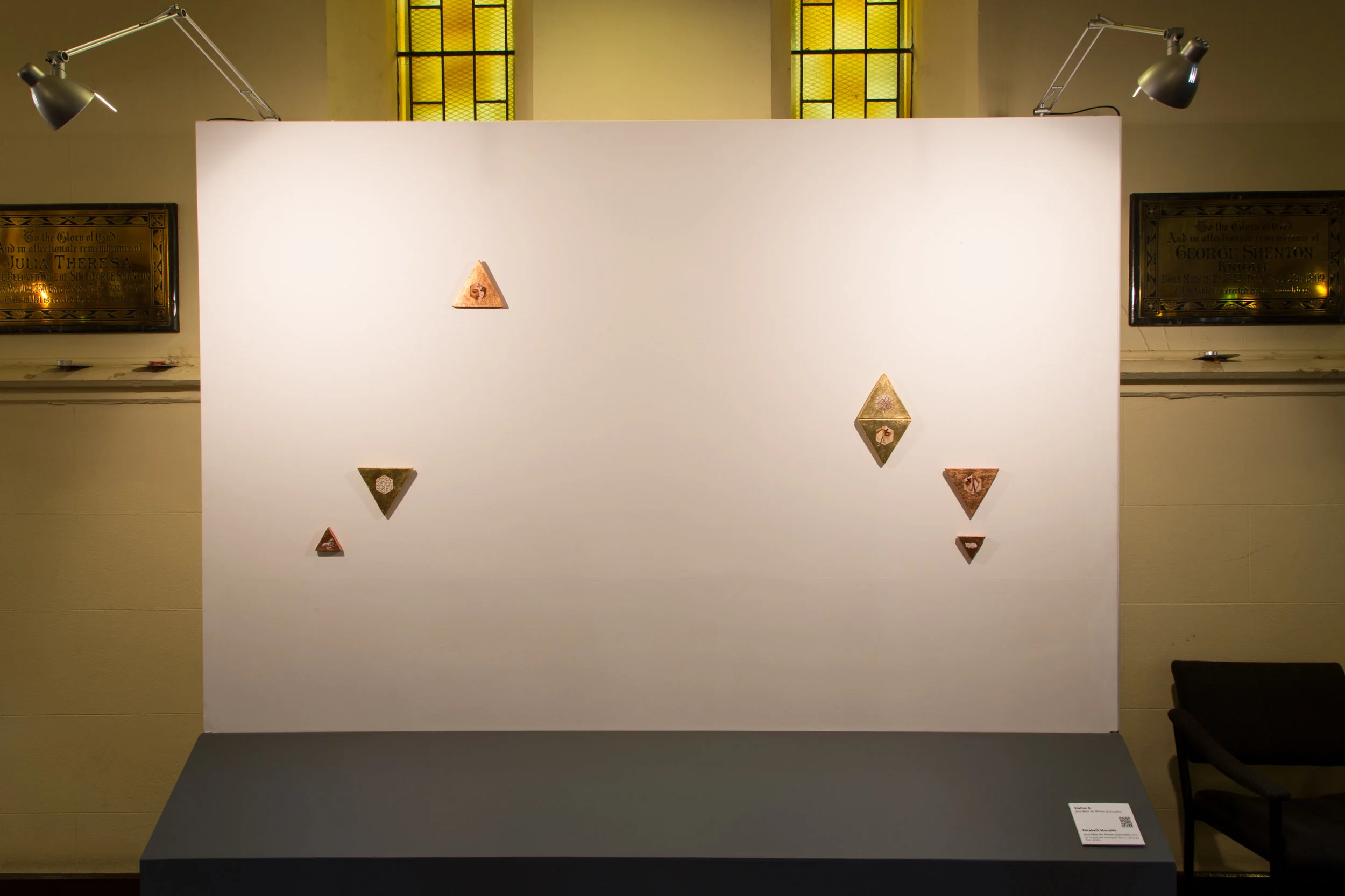 Station 8: Jesus Meets the Women of Jerusalem Elizabeth Marruffo Jesus meets the women of Jerusalem 2016, Oil on gold leaf and copper leaf on marine ply Size variable