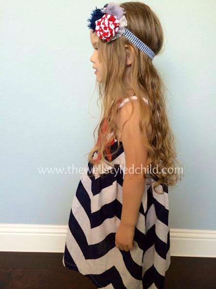 Profile view-- this really is a cute, cute dress! This headband is Green Apple Girlys. 
