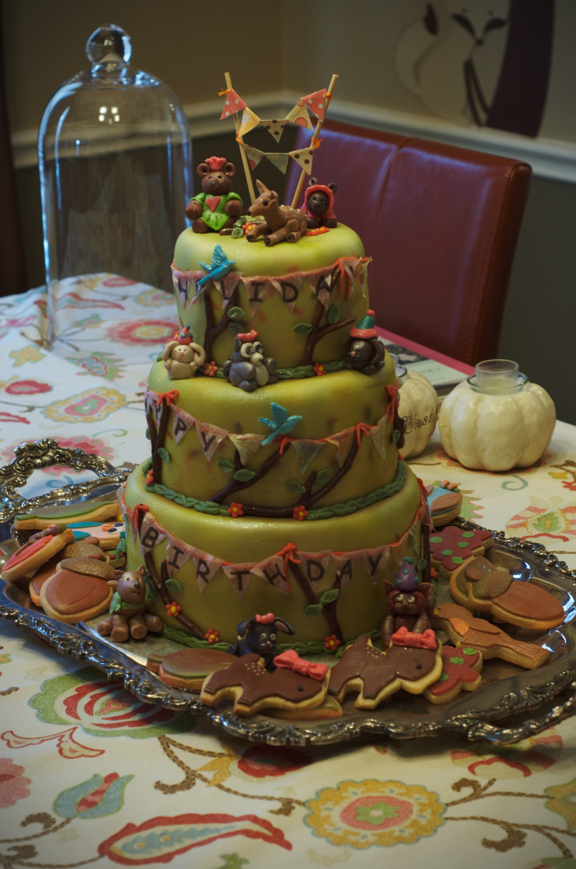For some reason, every picture I have of the cake was from before the party started and there's an empty cloche sitting on the table-- oh well! Cake from the infinitely talented Mary Holmen of It's a Mary Cake! 