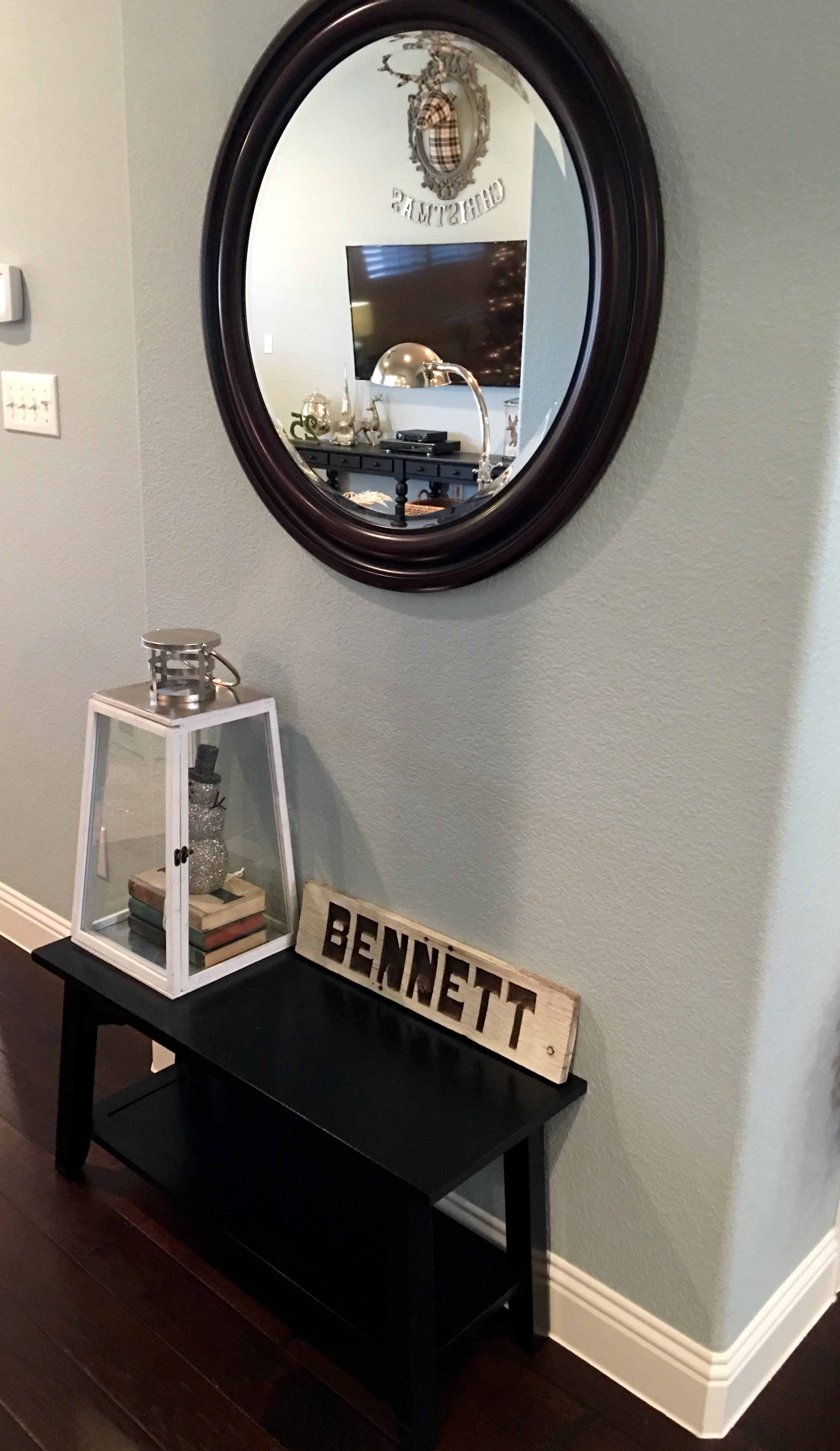 Entryway/ Transition into our open concept Family Room, Kitchen & Breakfast Nook