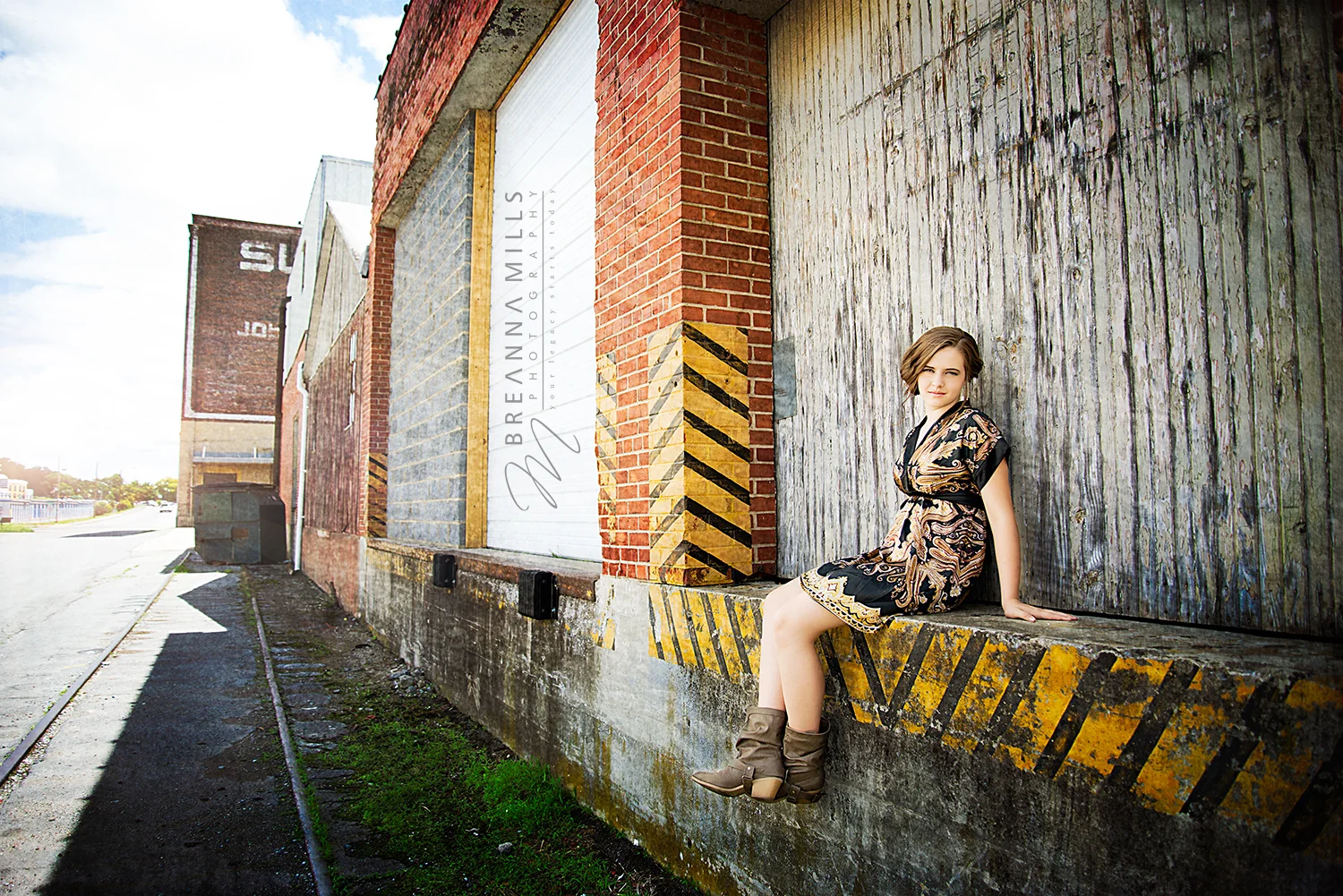 Johnson City, TN Senior and Model photographer, Breanna Mills Photography captures this high school senior, model in downtown Johnson City, TN 