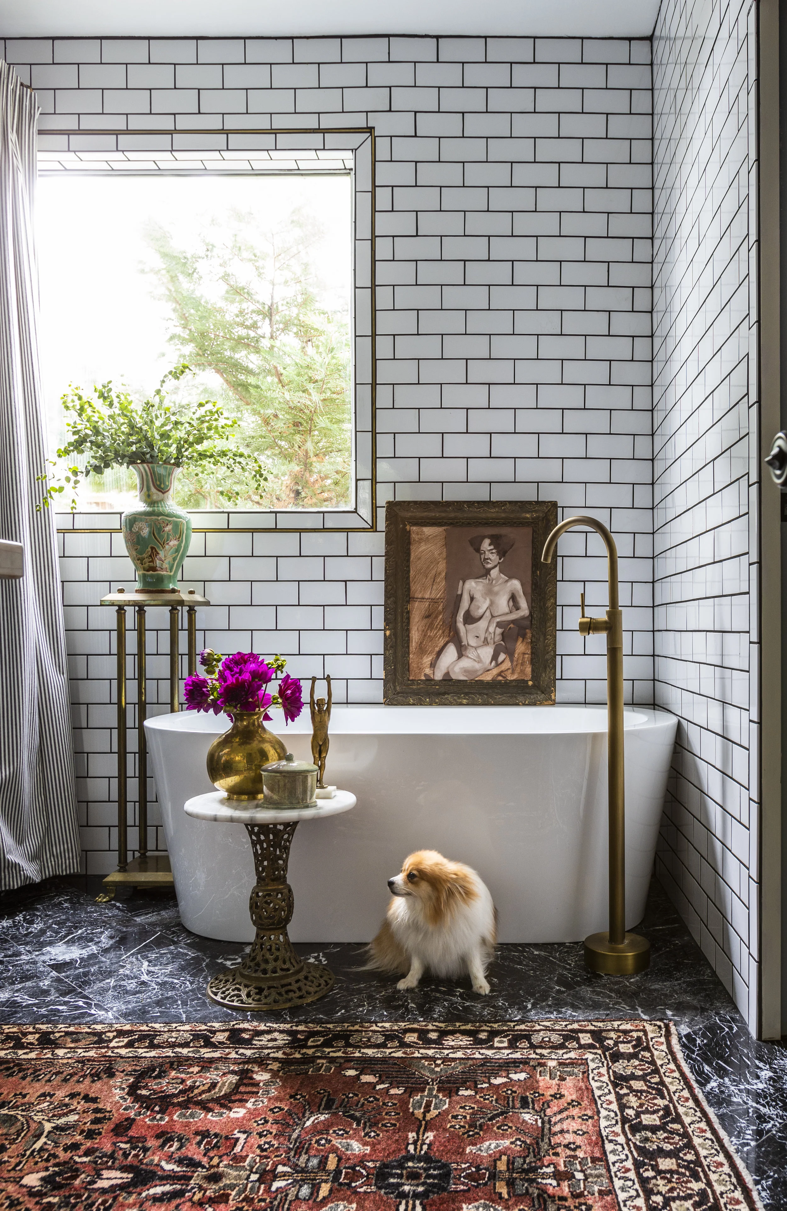Photography: Julie Soefer Interiors: Courtney Maddon Styling: Amanda Medsger
